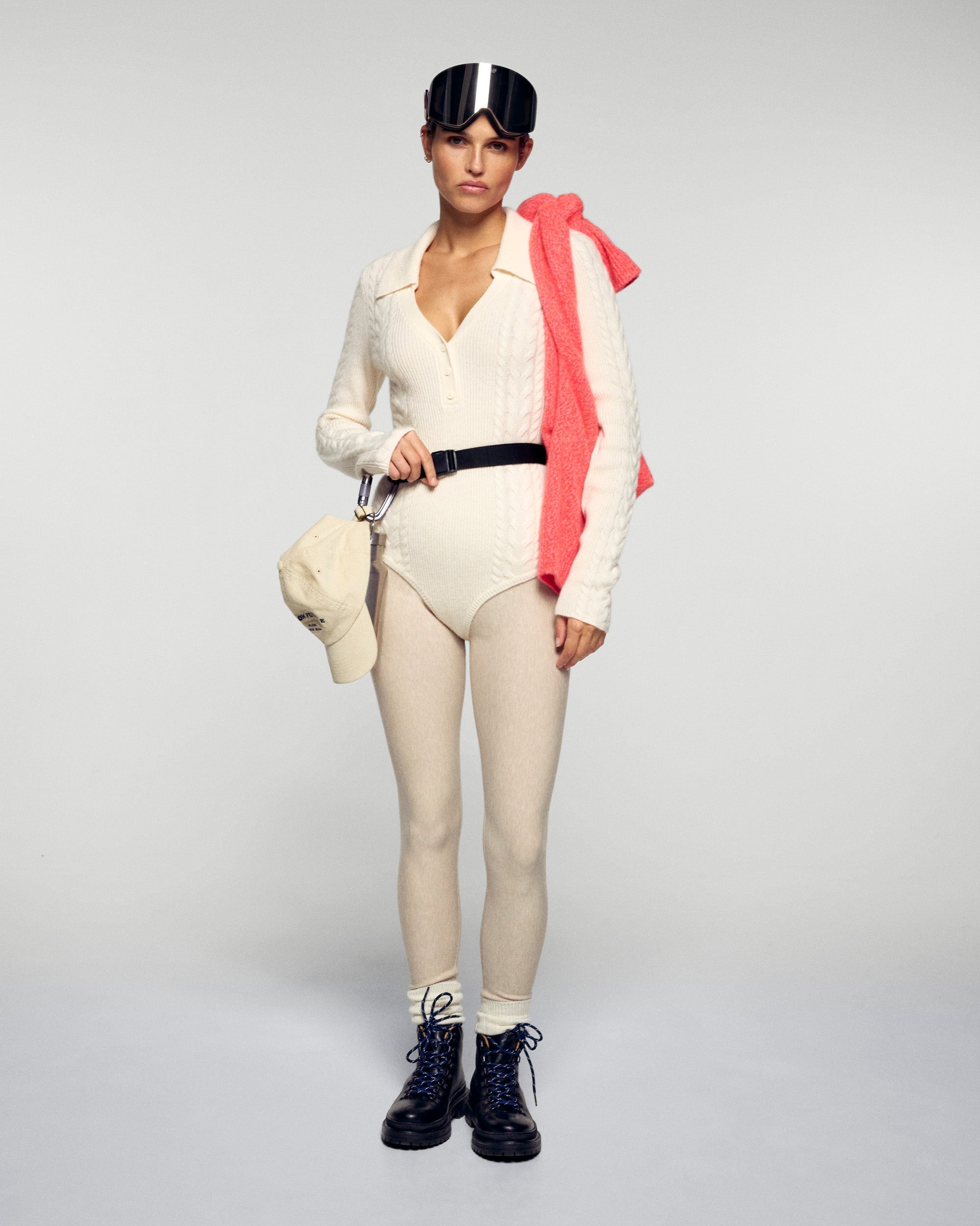 Long-Sleeved Cable Knit Bodysuit (H25 / FEMME / Ecru)