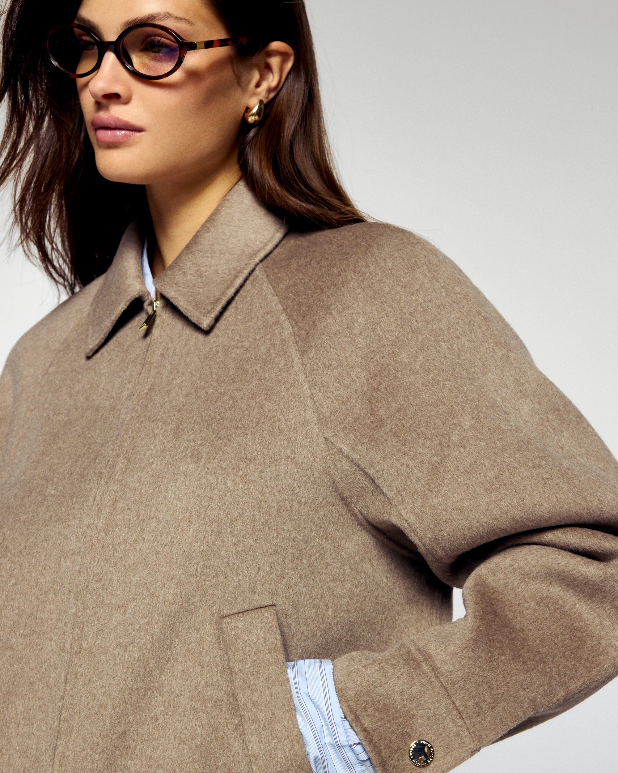 Outerwear Jacket (H25 / WOMEN / Taupe)
