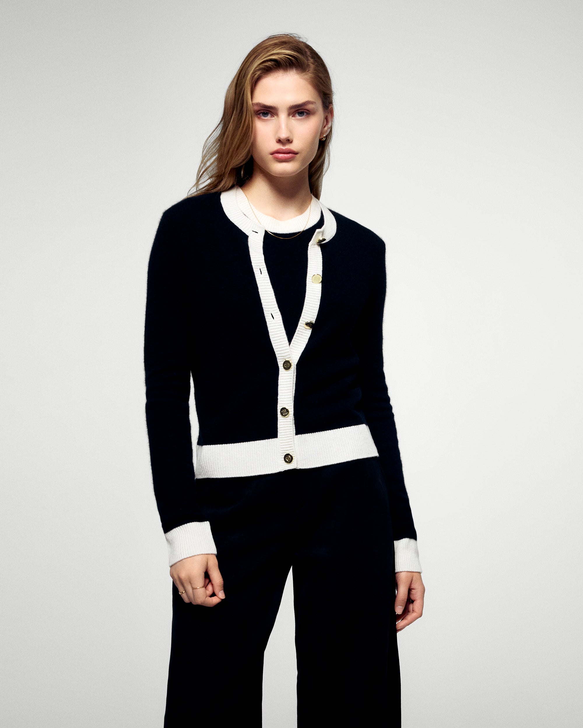 Cardigan sweater (H25 / FEMME / Black)