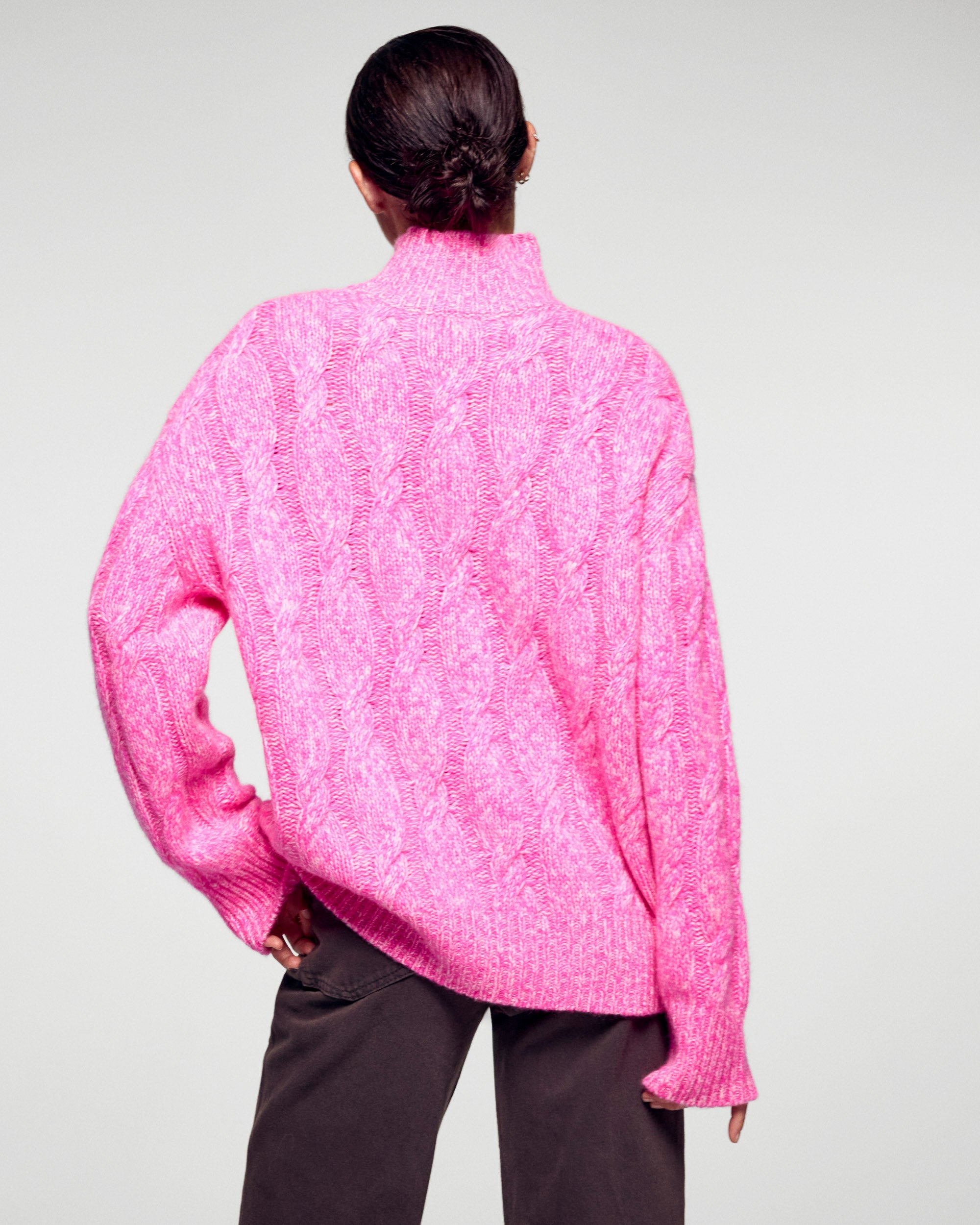 Oversized Cable-knit Mock Neck Sweater (H25 / FEMME / Secret Pink)