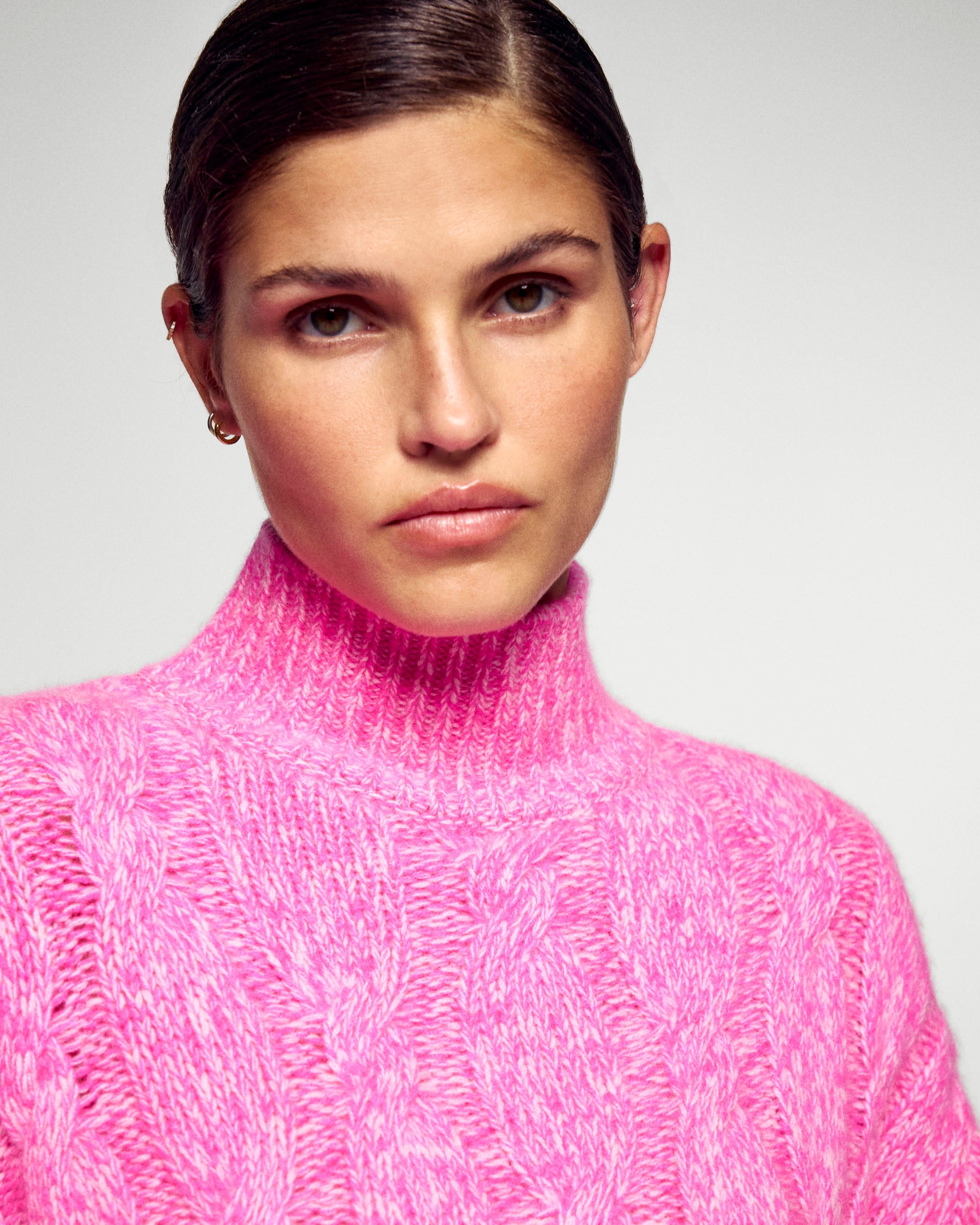 Oversized Cable-knit Mock Neck Sweater (H25 / FEMME / Secret Pink)