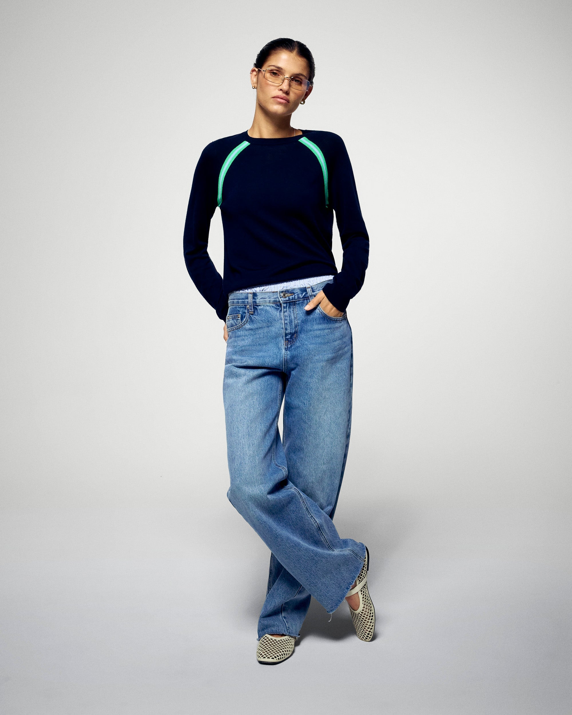 Crewneck Sweater (H25 / WOMEN / Navy / RWS)