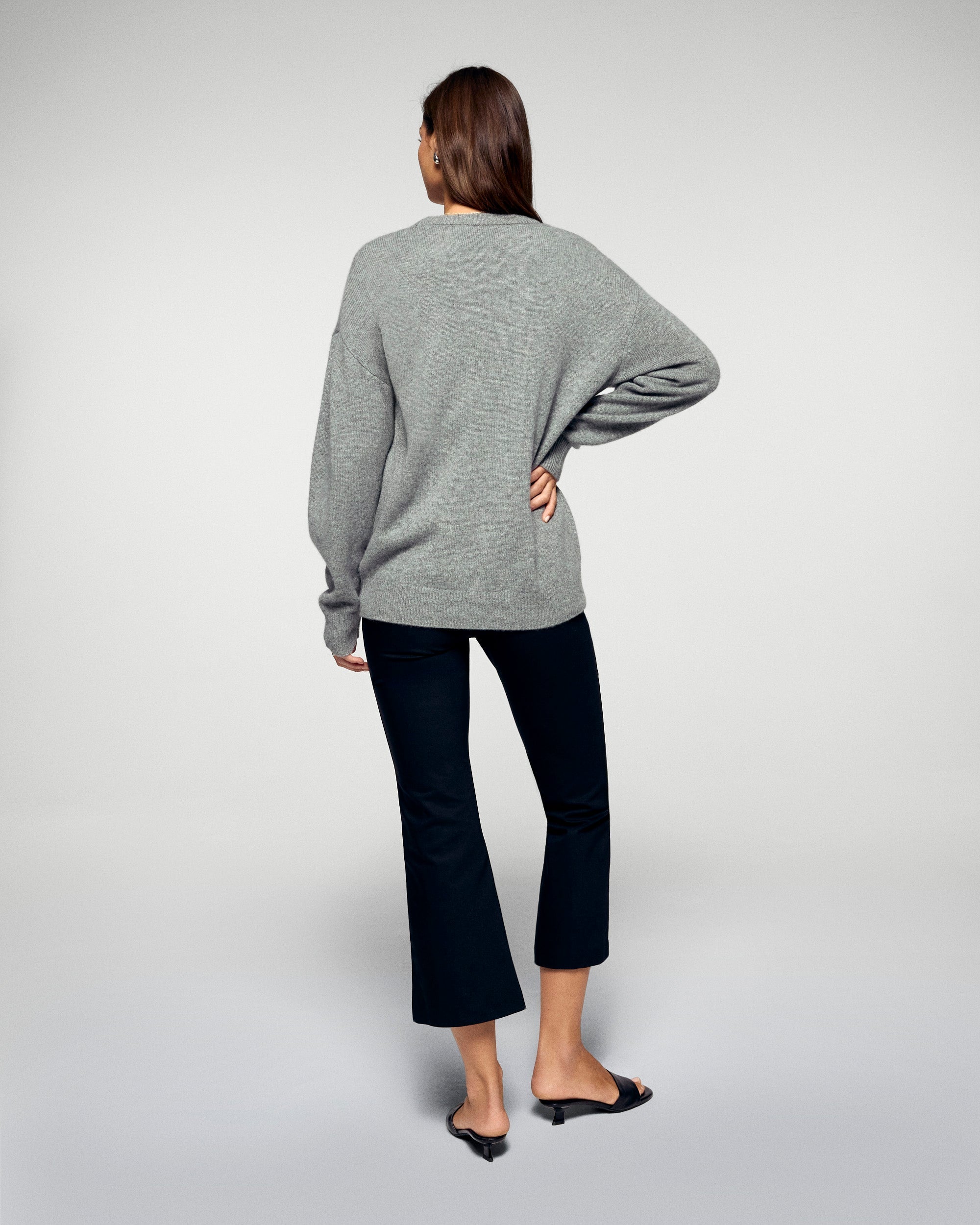 Crewneck Sweater Alpine (H25 / WOMEN / Dark Heather Gray)