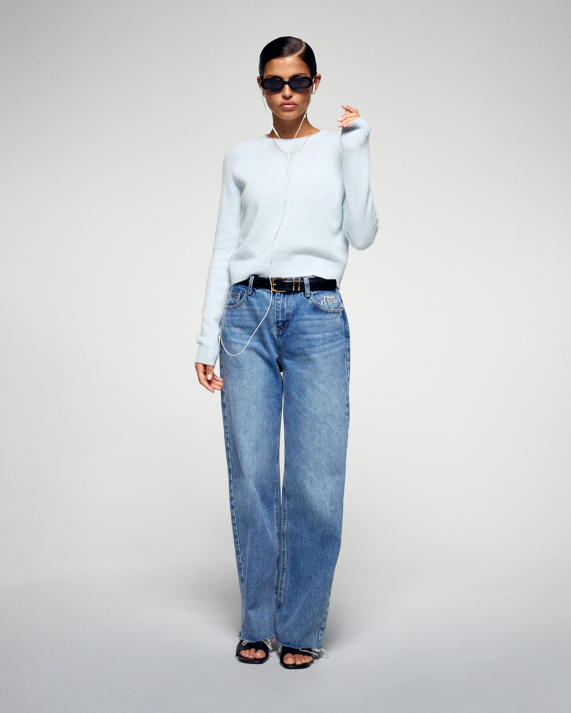 Crewneck Sweater (H25 / WOMEN / Cotton Sky)