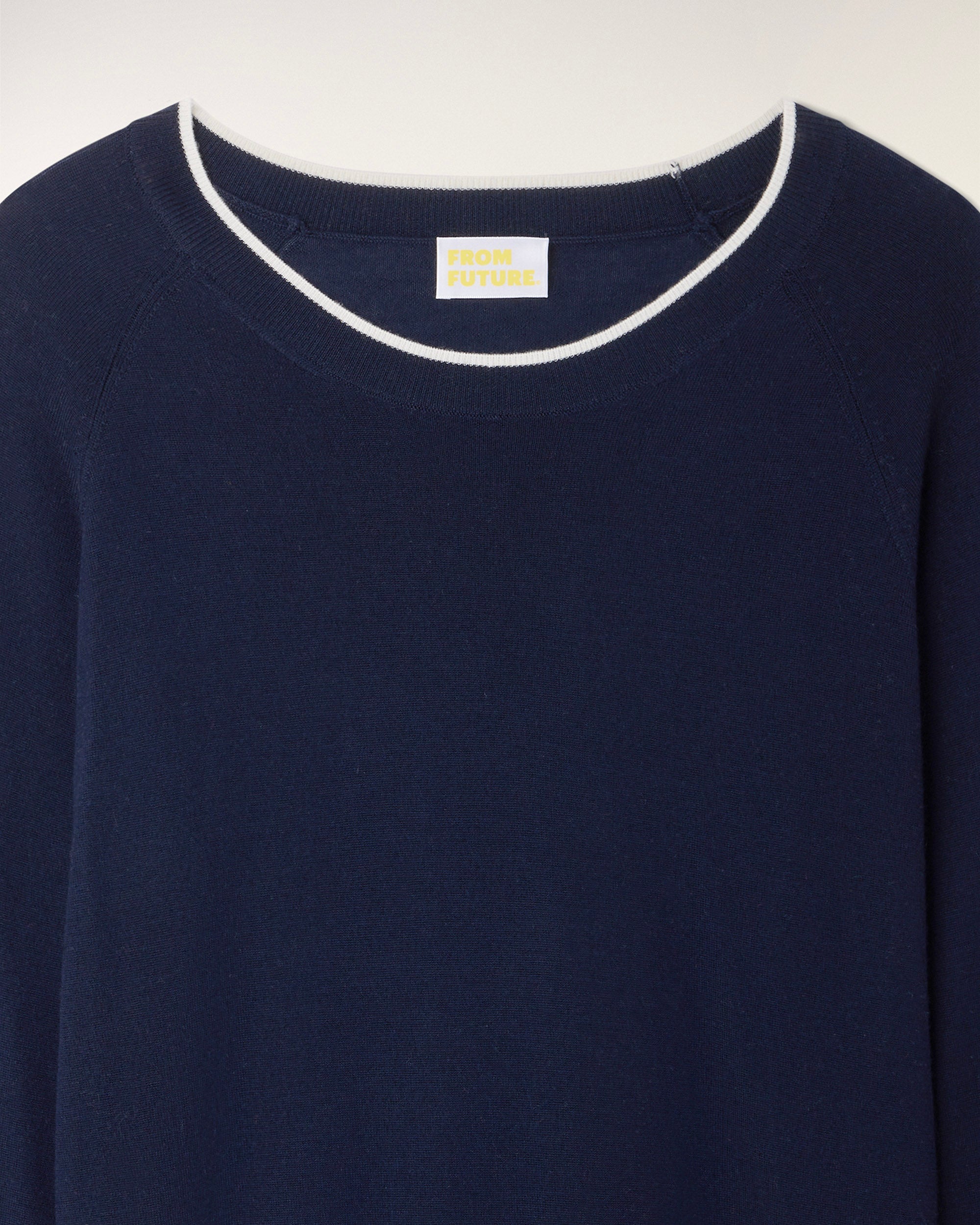 Contrast Trim Crewneck Sweater (S26 / HOMME / Navy / RWS)