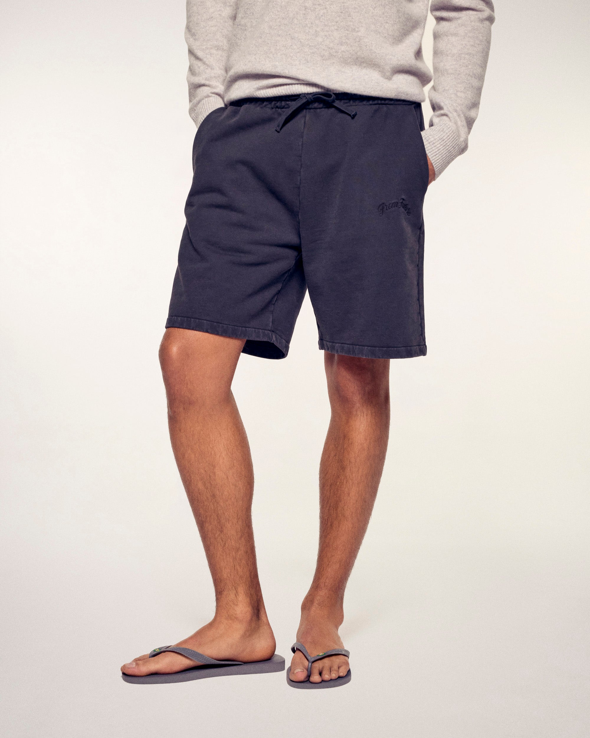 Elasticated Shorts with Embroidery (S26 / HOMME / Washed Black)