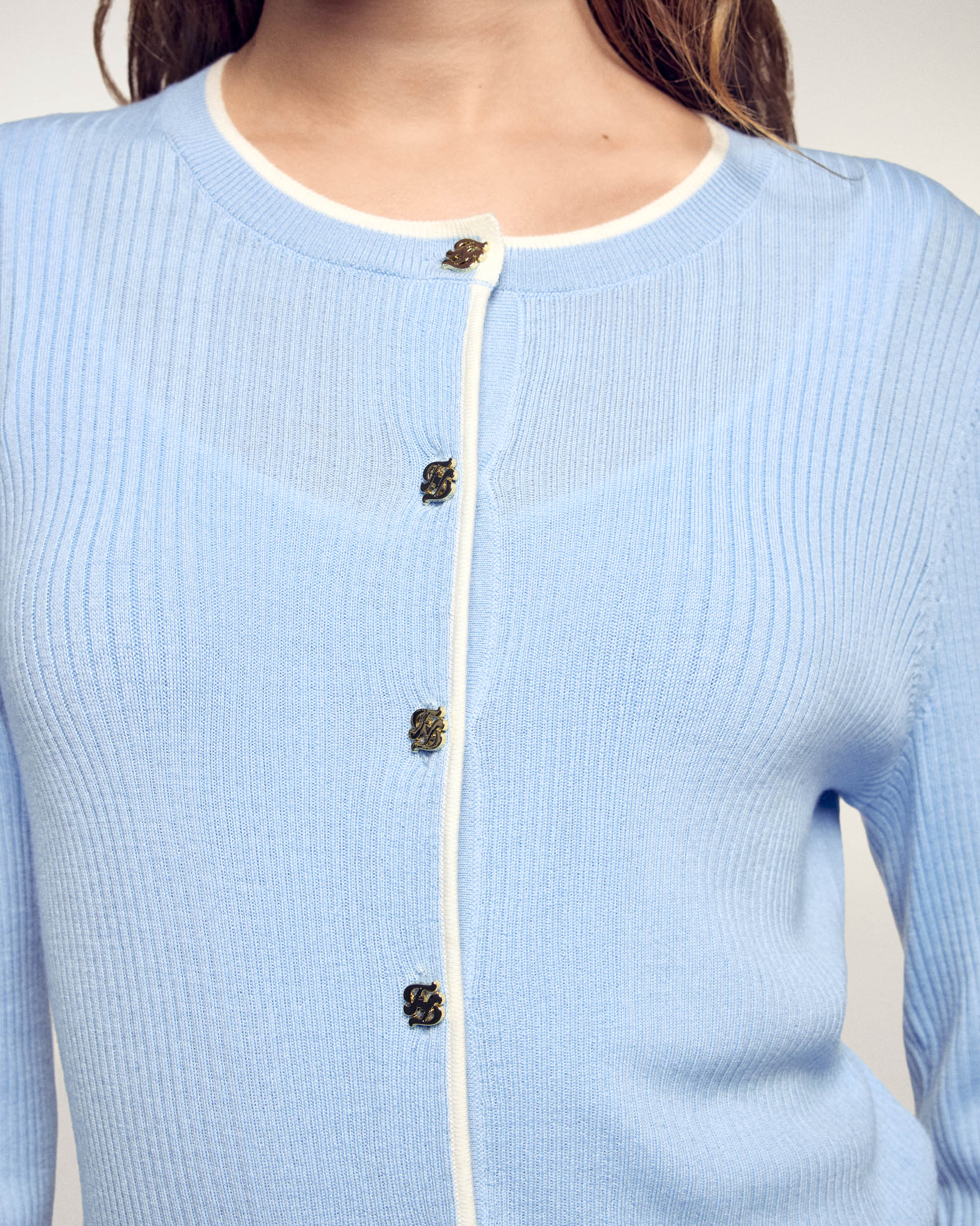 FF Gold Plate Button Cardigan (S26 / FEMME / Baby Blue)