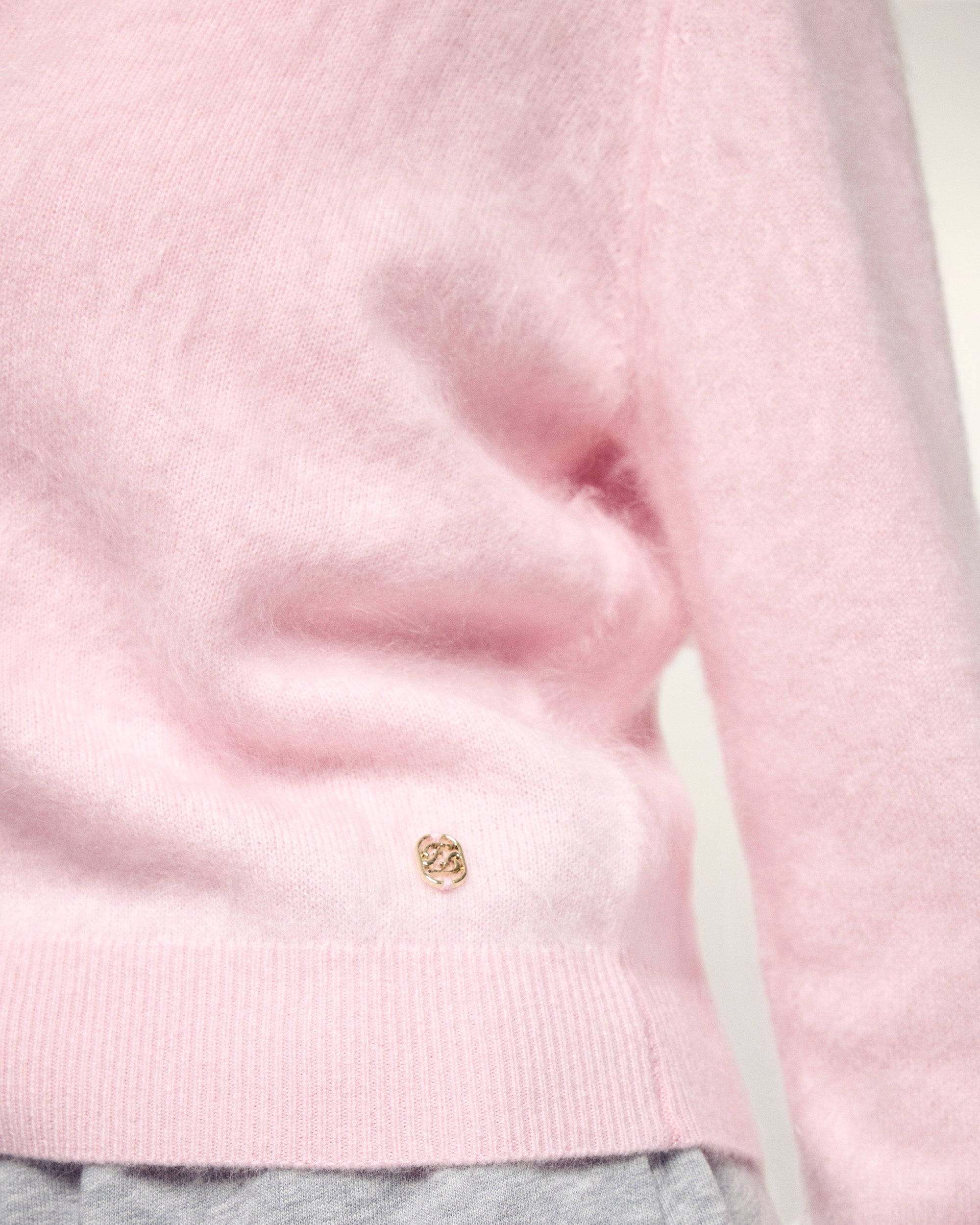Brushed Cashmere Cardigan (S26/ FEMME/ Cloudy Pink)