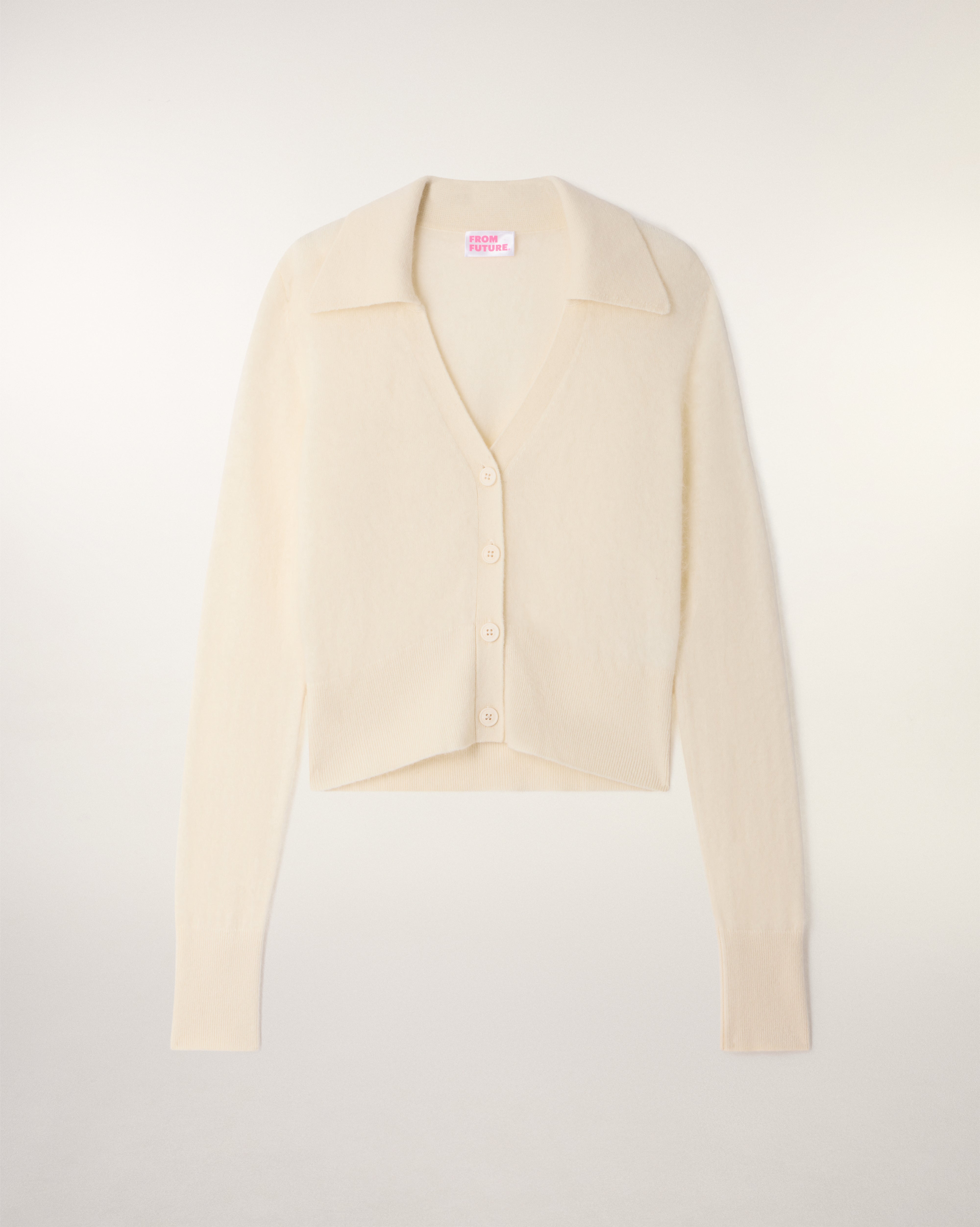 Brushed Cashmere Ribbed Cardigan with Embroidered Logo (S26 / FEMME / Ecru)
