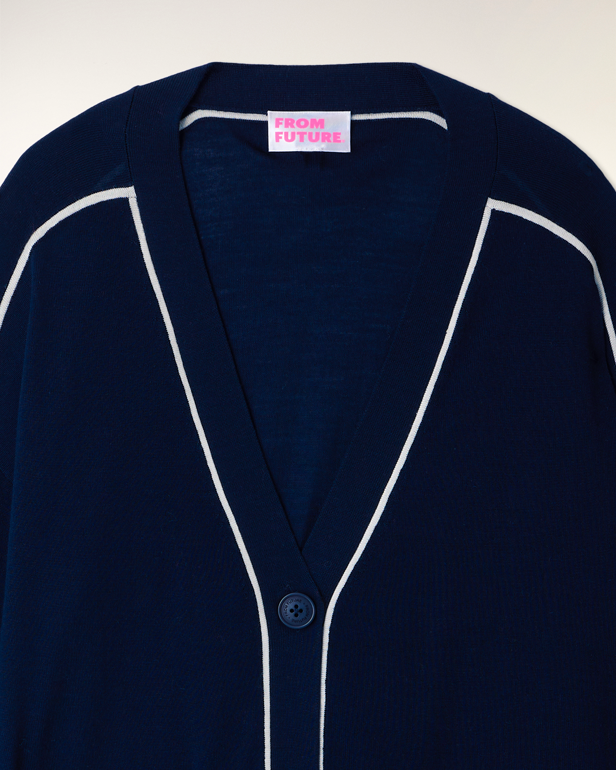 Contrast Trim Merino Cardigan (S26 / FEMME / Navy / RWS)