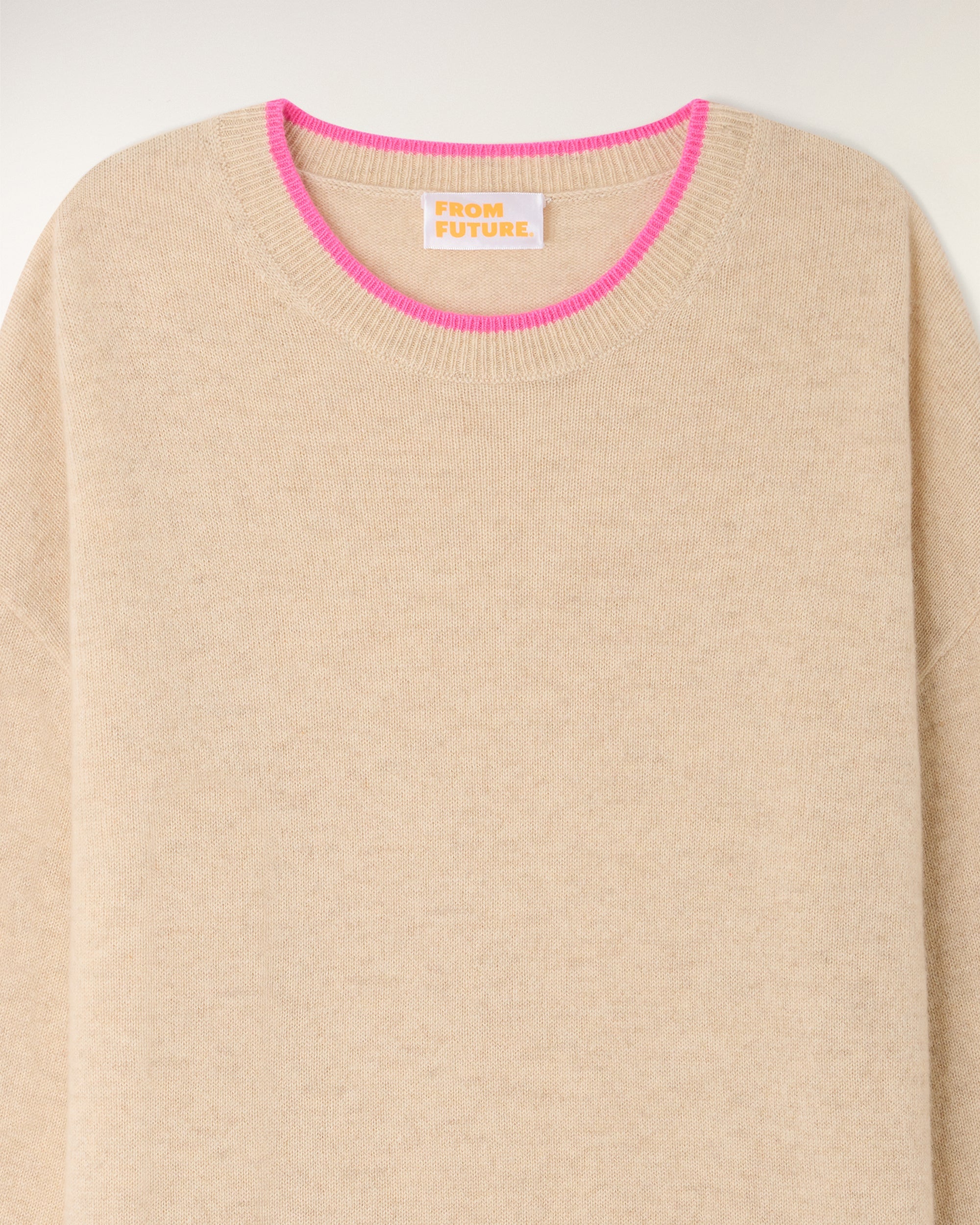 Heart Crewneck Sweater (S26 / FEMME / Beige Chiné)