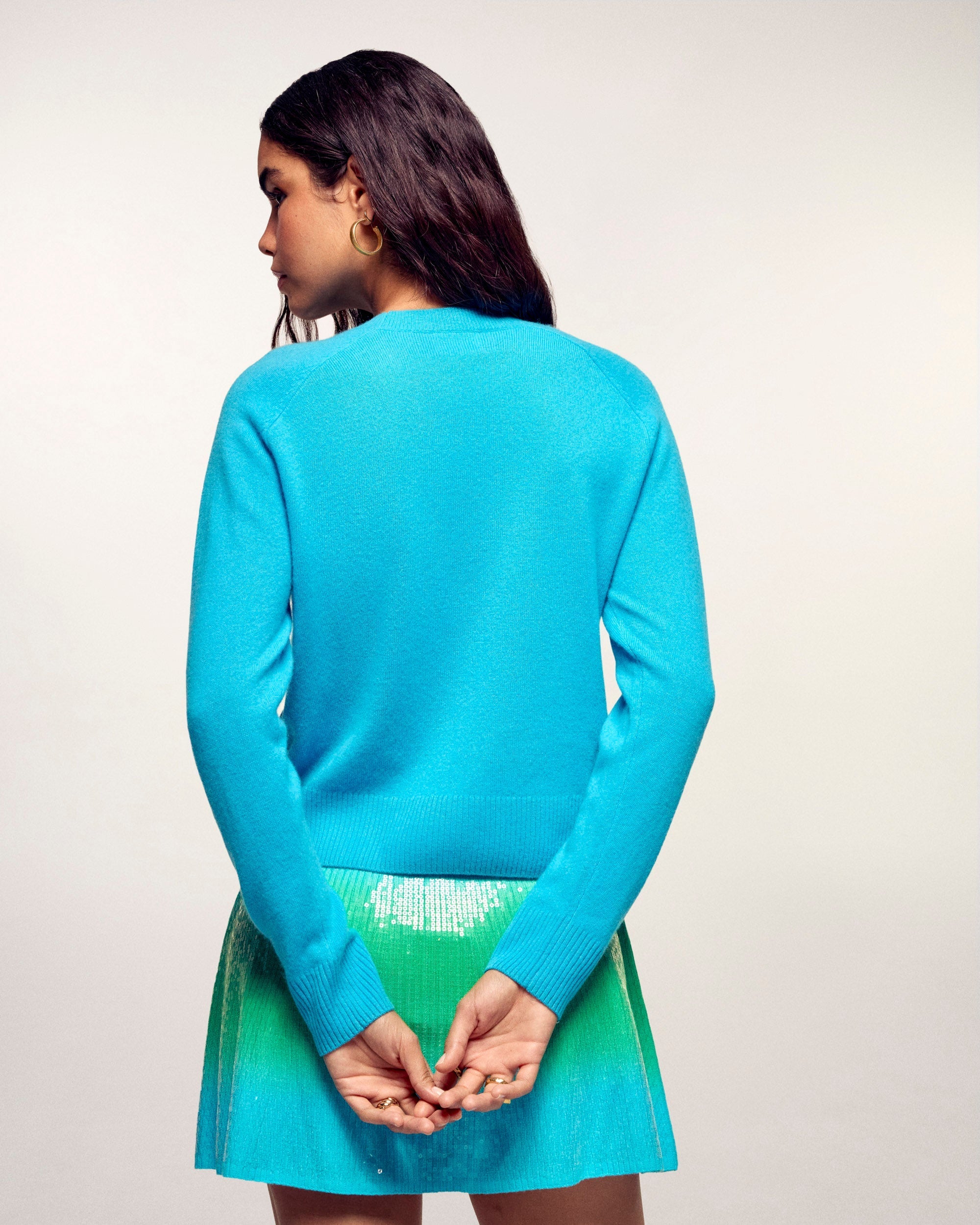 Relief Logo Crewneck Sweater (S26 / FEMME / Love Blue)