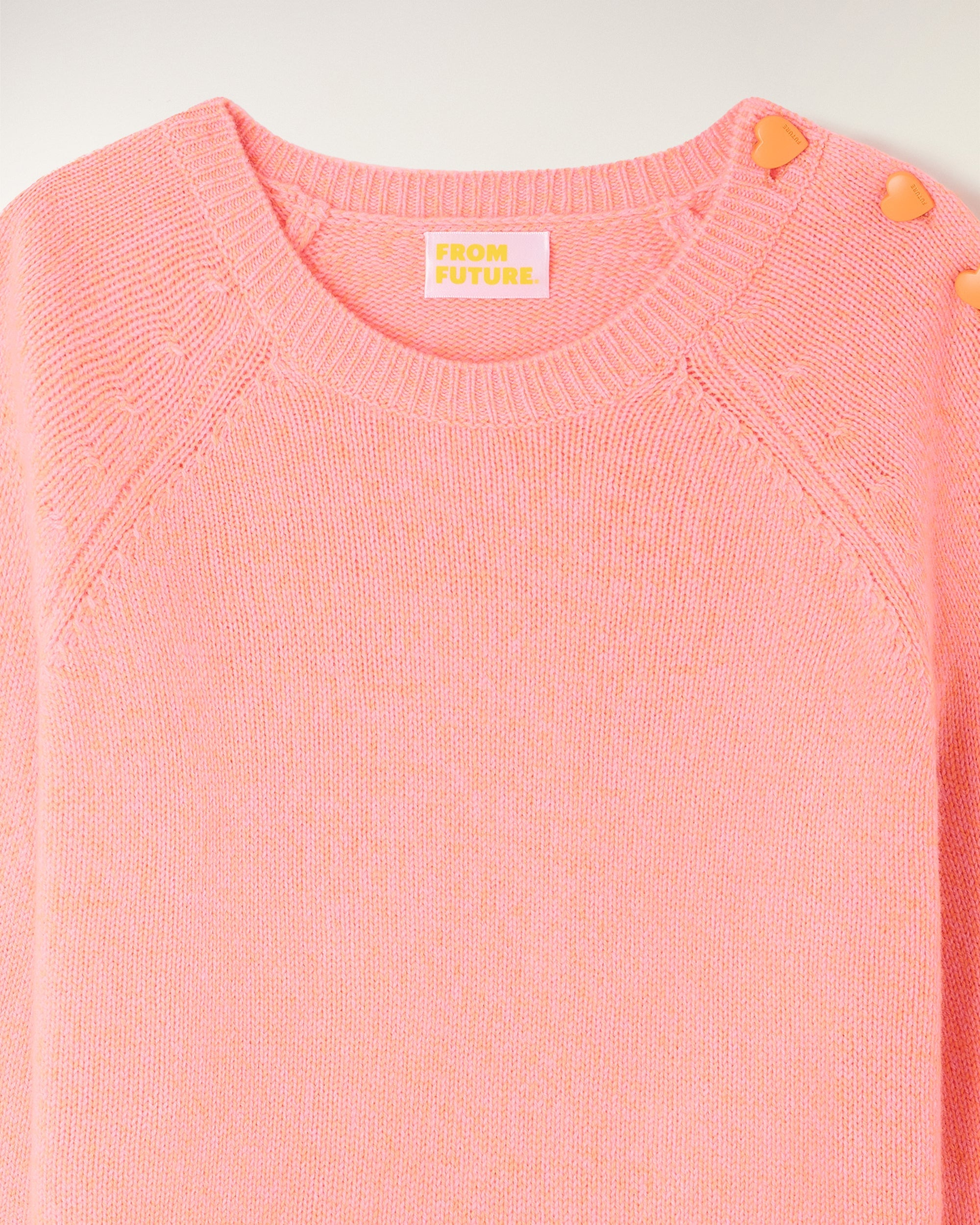 Heart Button Crewneck Sweater (S26 / FEMME / Cocktail Mouline)