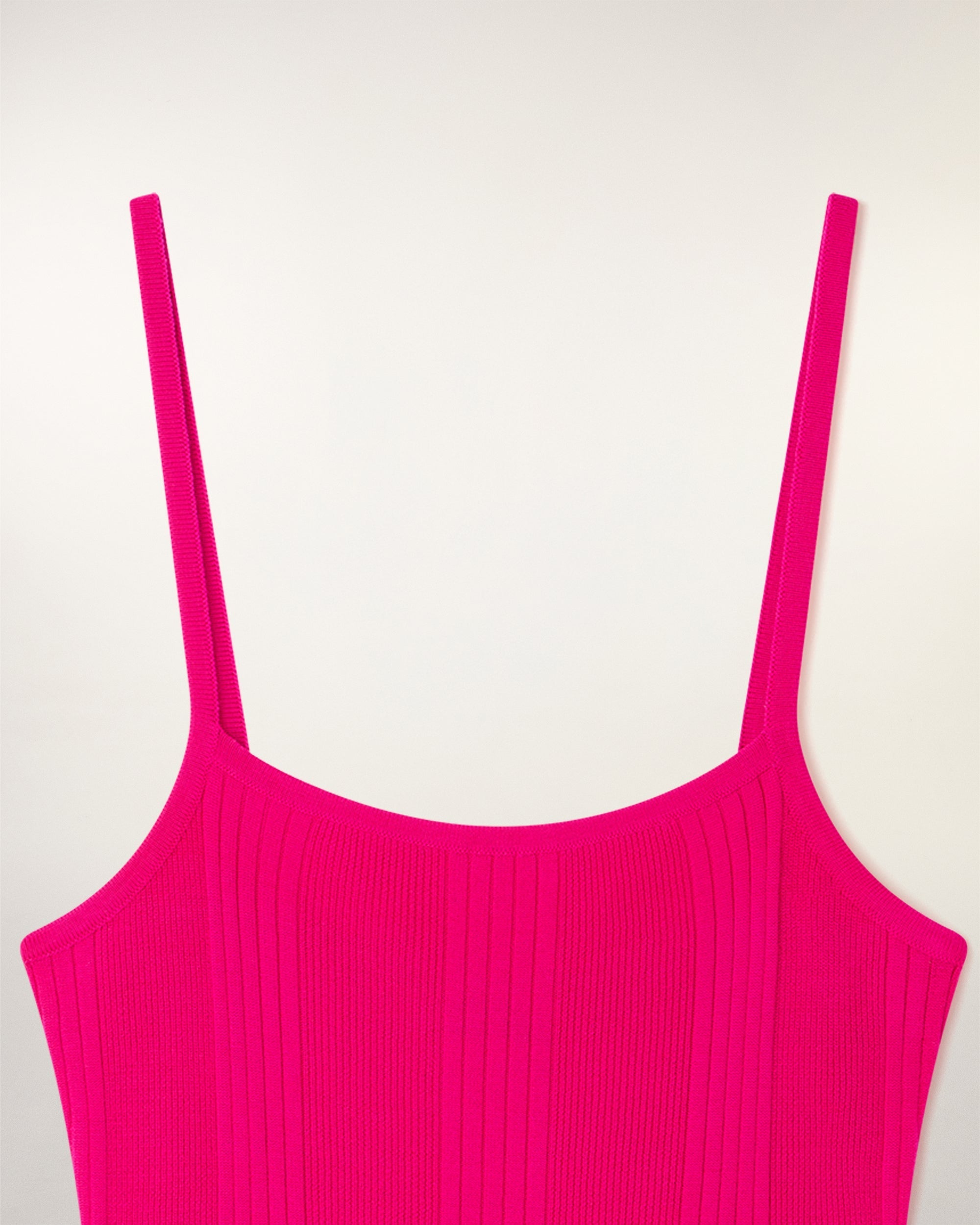 Shell Jewel Cut-Out Short Dress (S26 / FEMME / Tropical Raspberry / RWS)