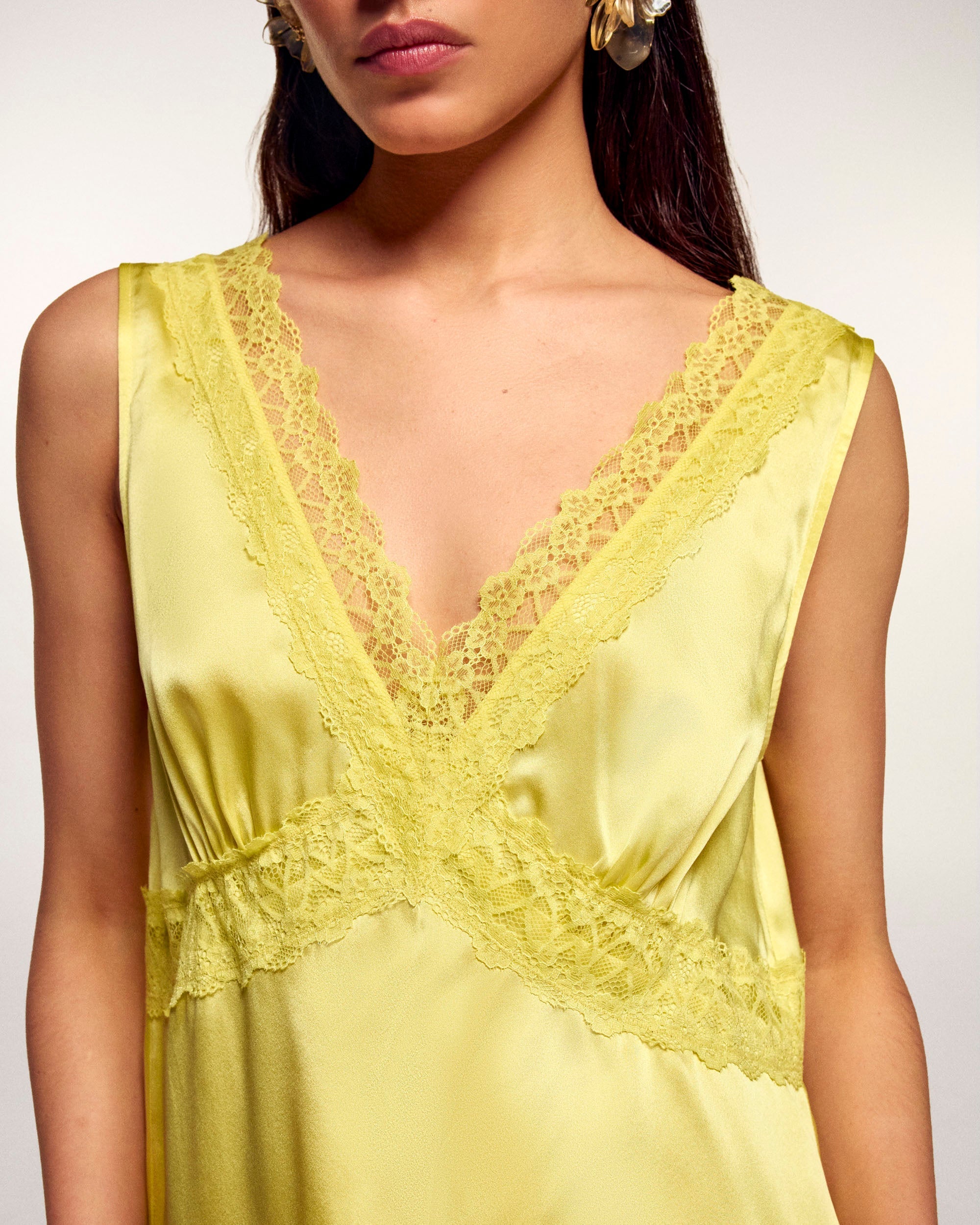 Lace Short Dress (S26 / FEMME / Sunset Yellow)