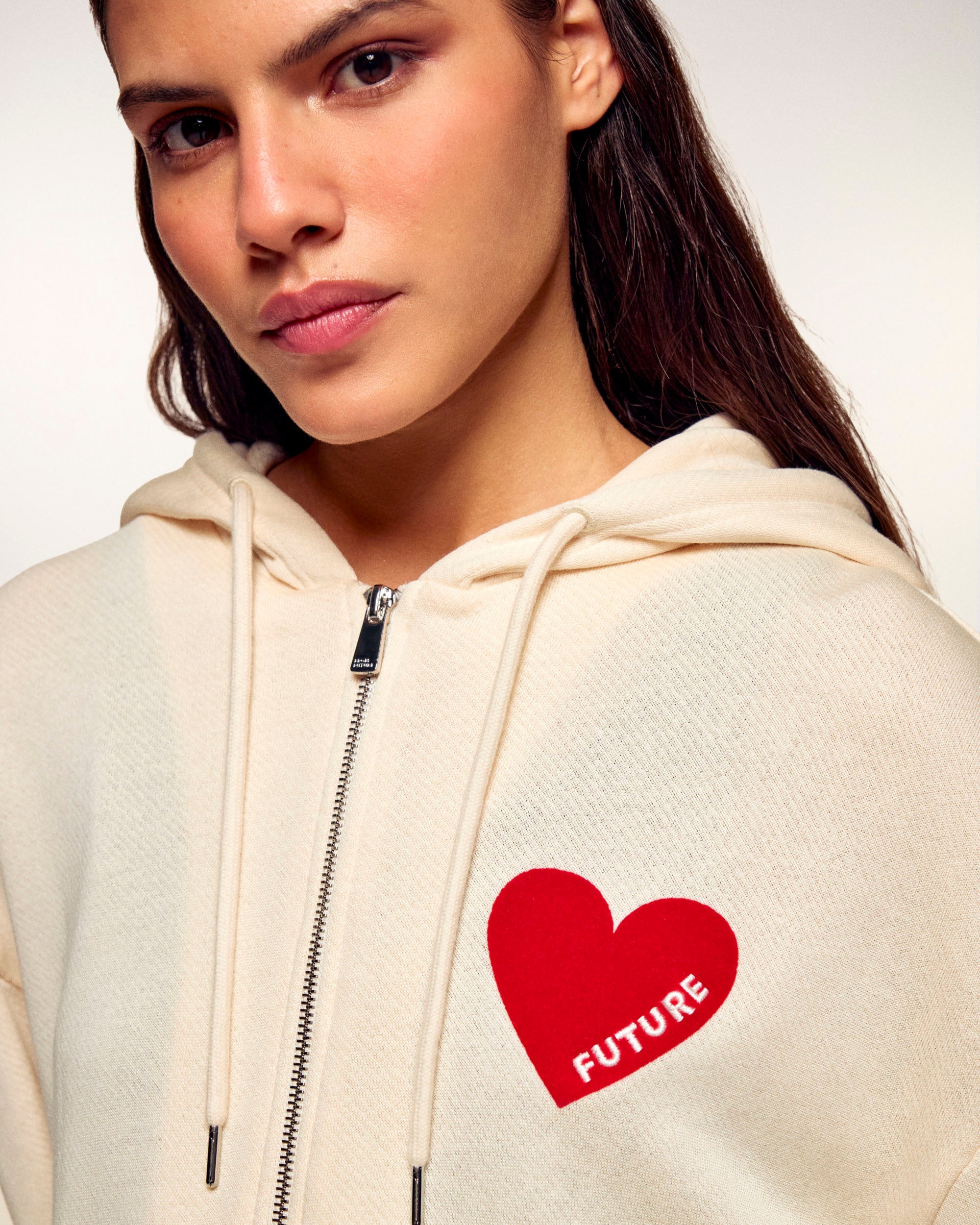 Heart Hoodie Sweatshirt (S26 / FEMME / Sable)