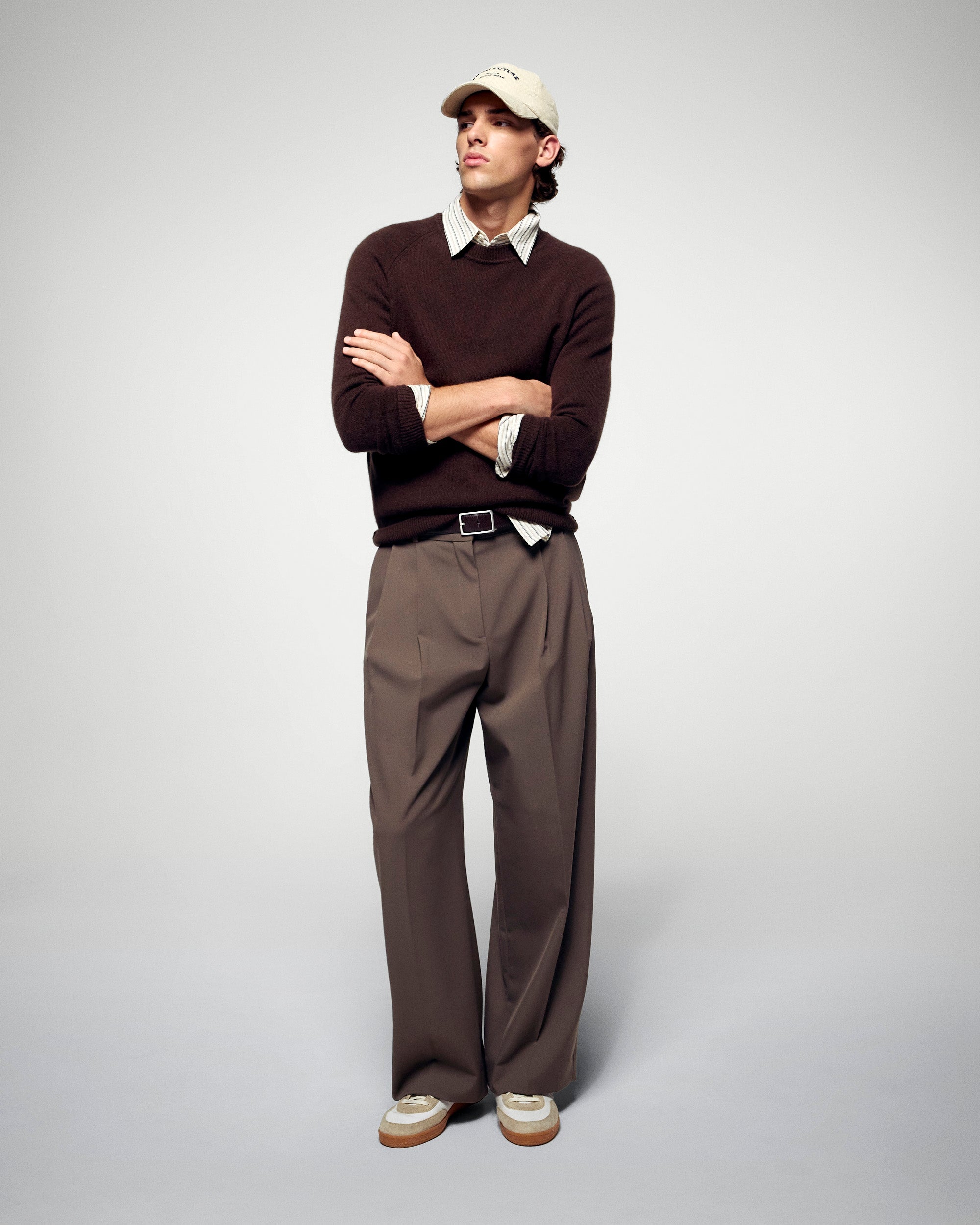 Crewneck Sweater (H25 / HOMME / Chocolate)