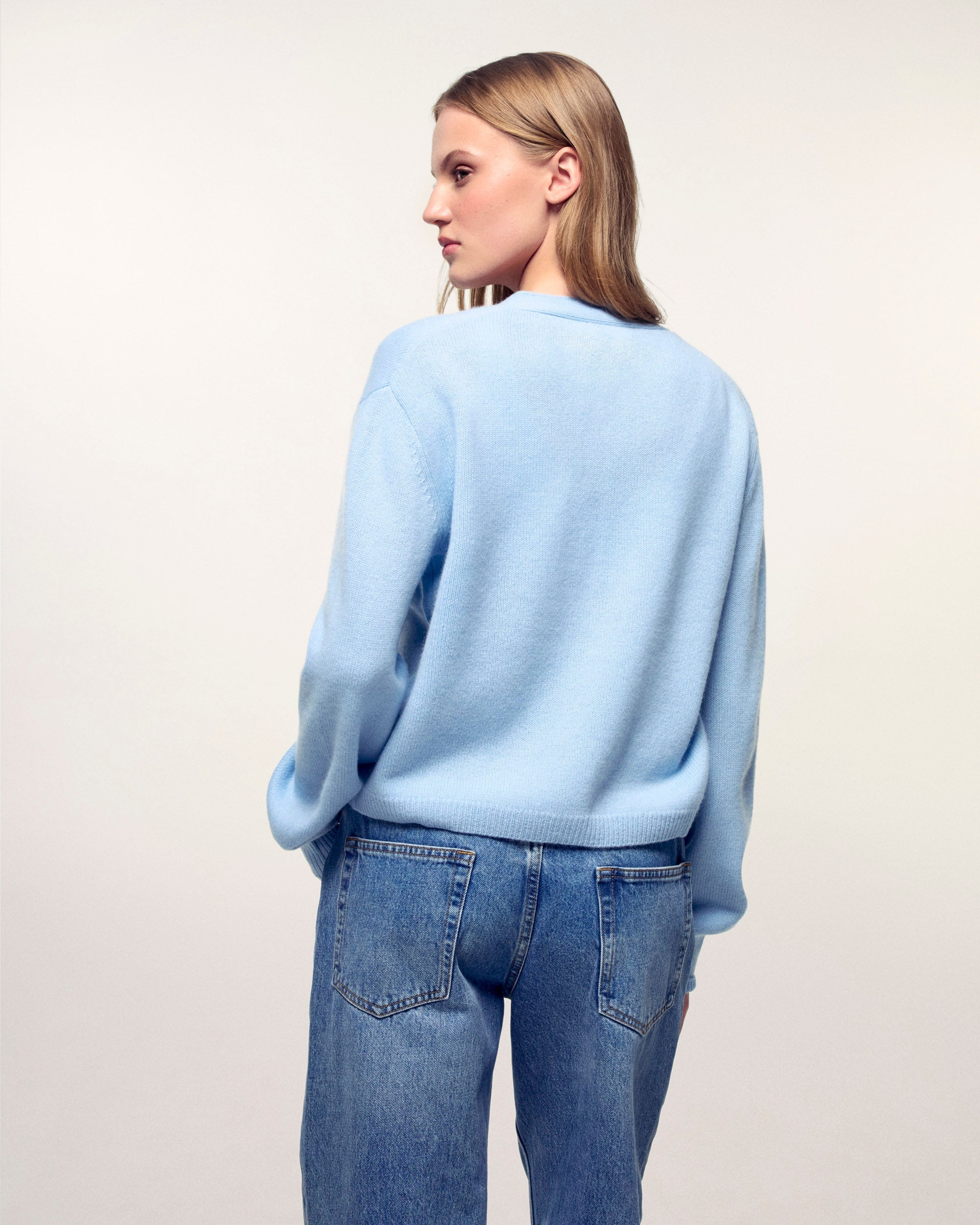 Cardigan Sweater (S26 / FEMME / Baby Blue)