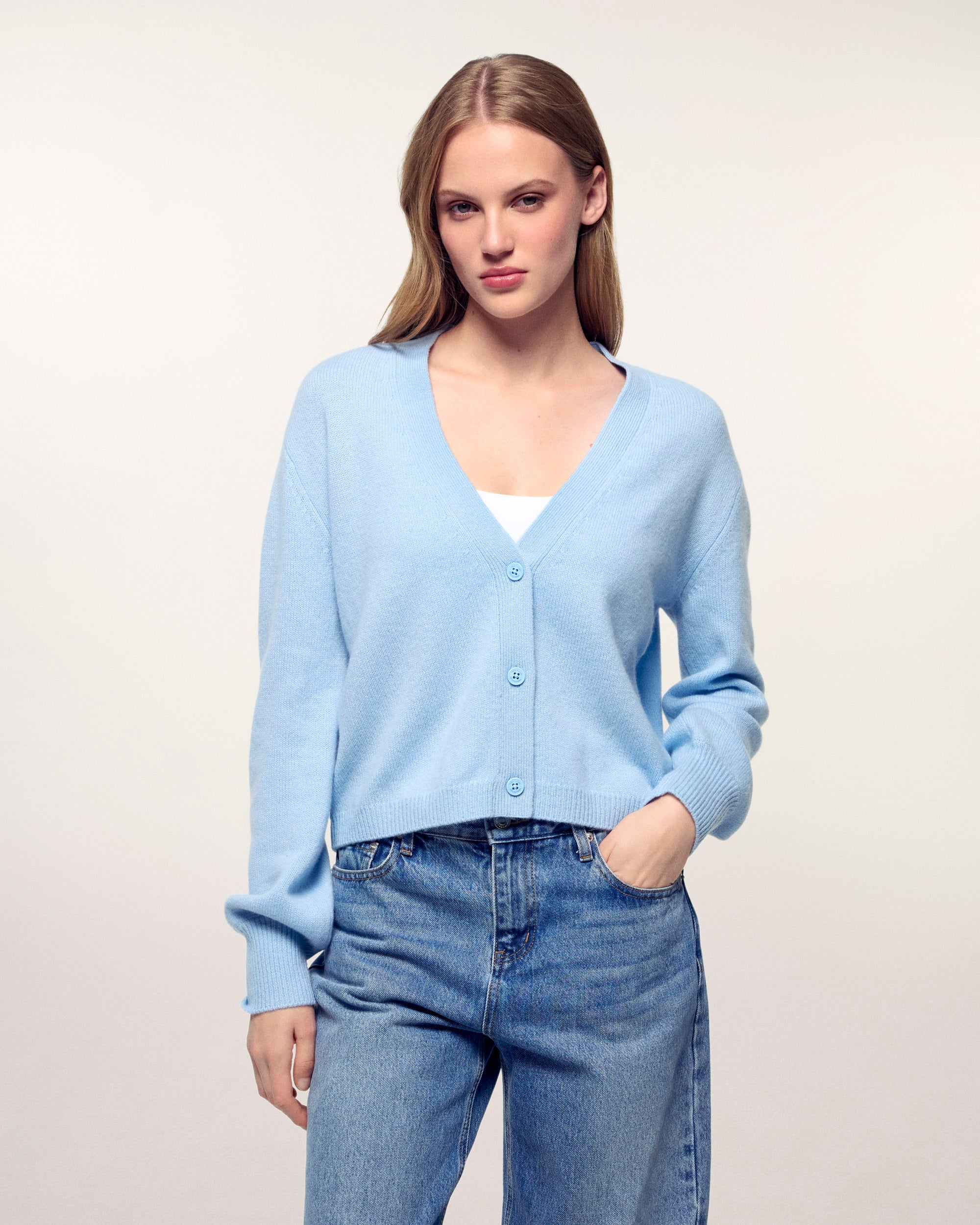 Cardigan Sweater (S26 / FEMME / Baby Blue)