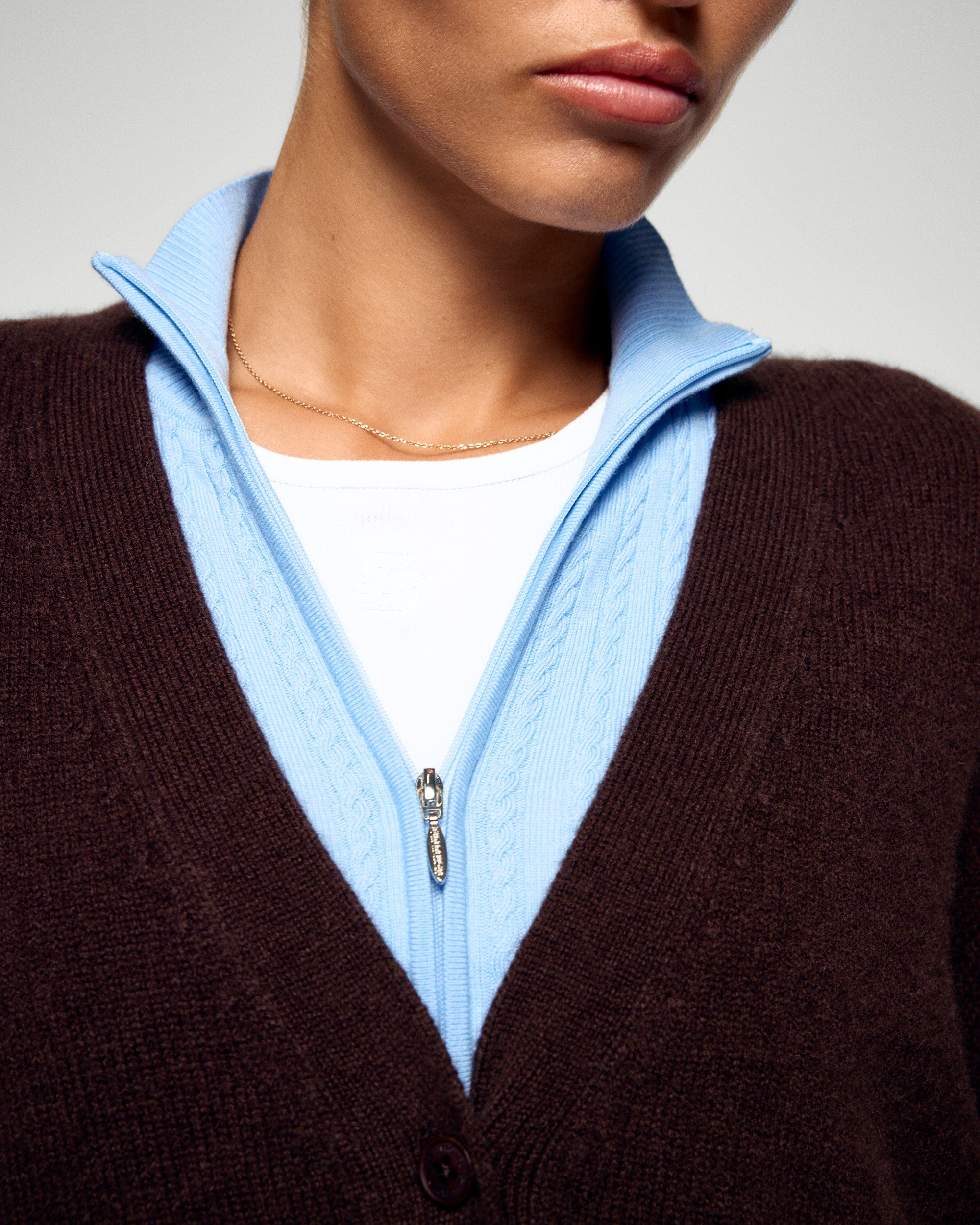 Cardigan Sweater (H25 / WOMEN / Chocolate)