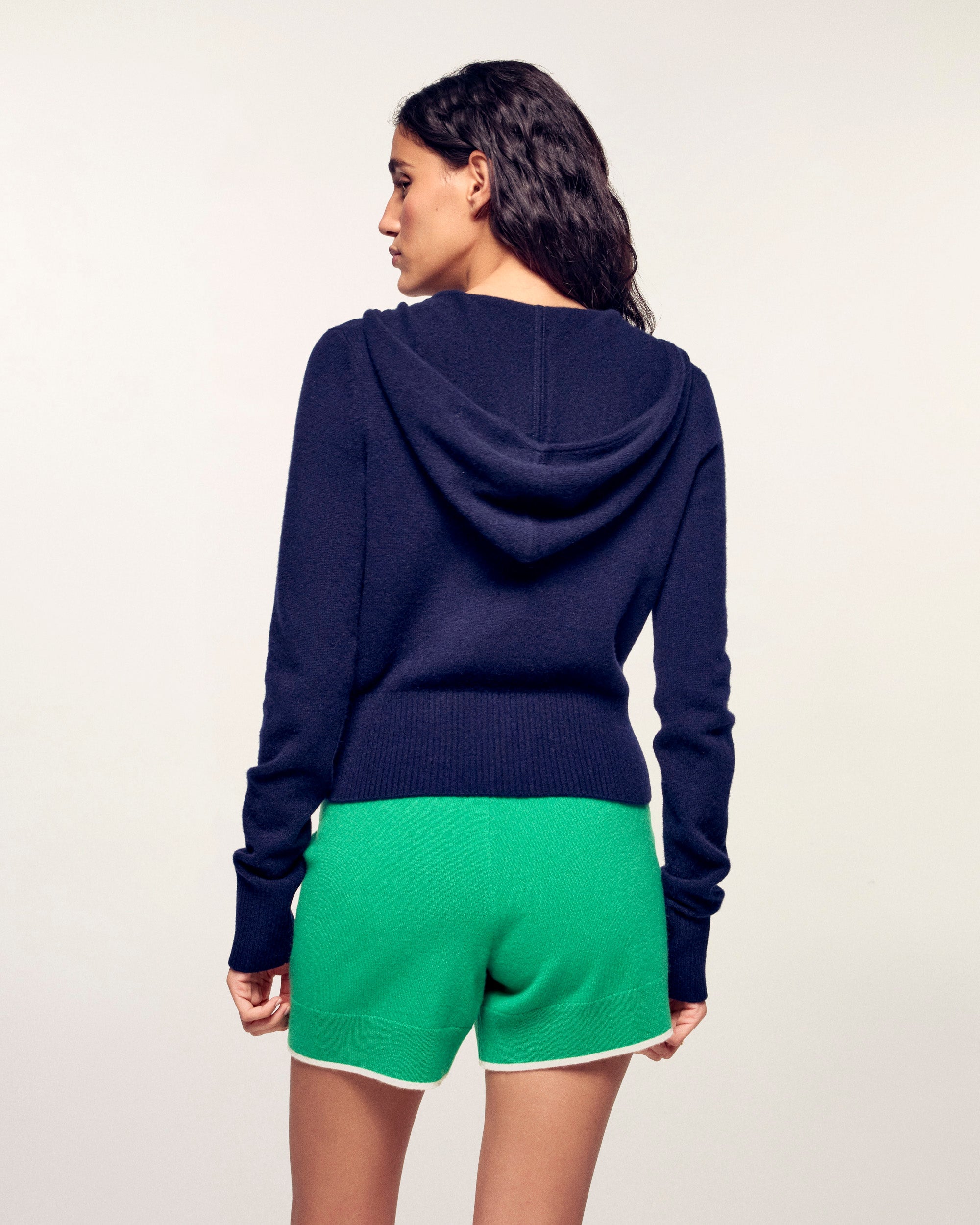 Hoodie Sweater (S26 / FEMME / Navy)