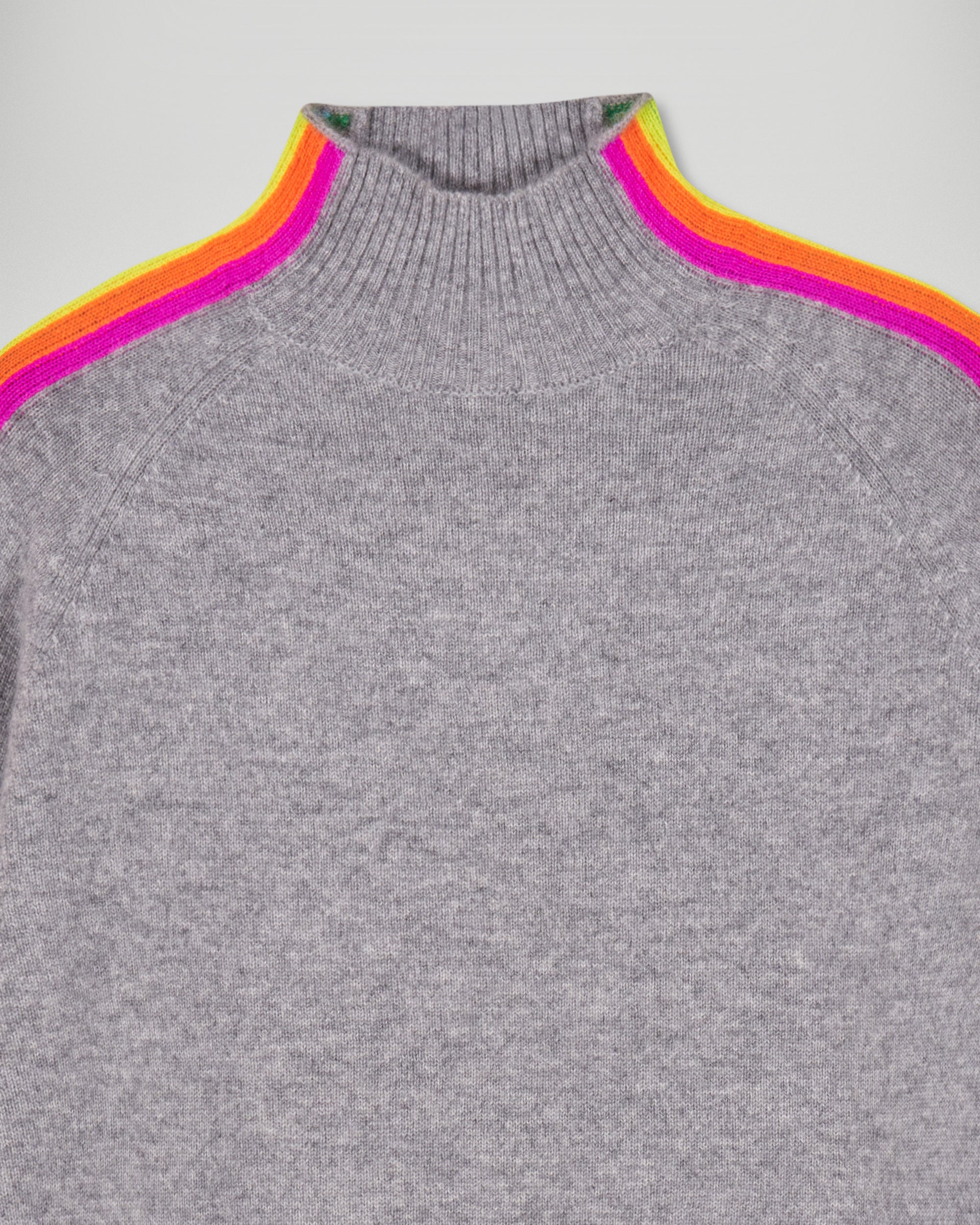 Mock Neck Sweater (H25 / FEMME / Dark Heather Gray)