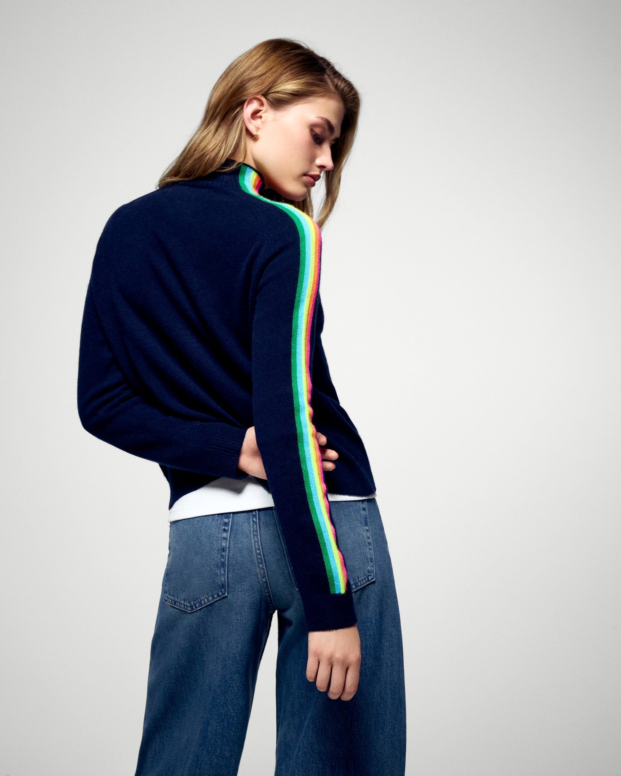 Mock Neck Sweater (H25 / FEMME / Navy)