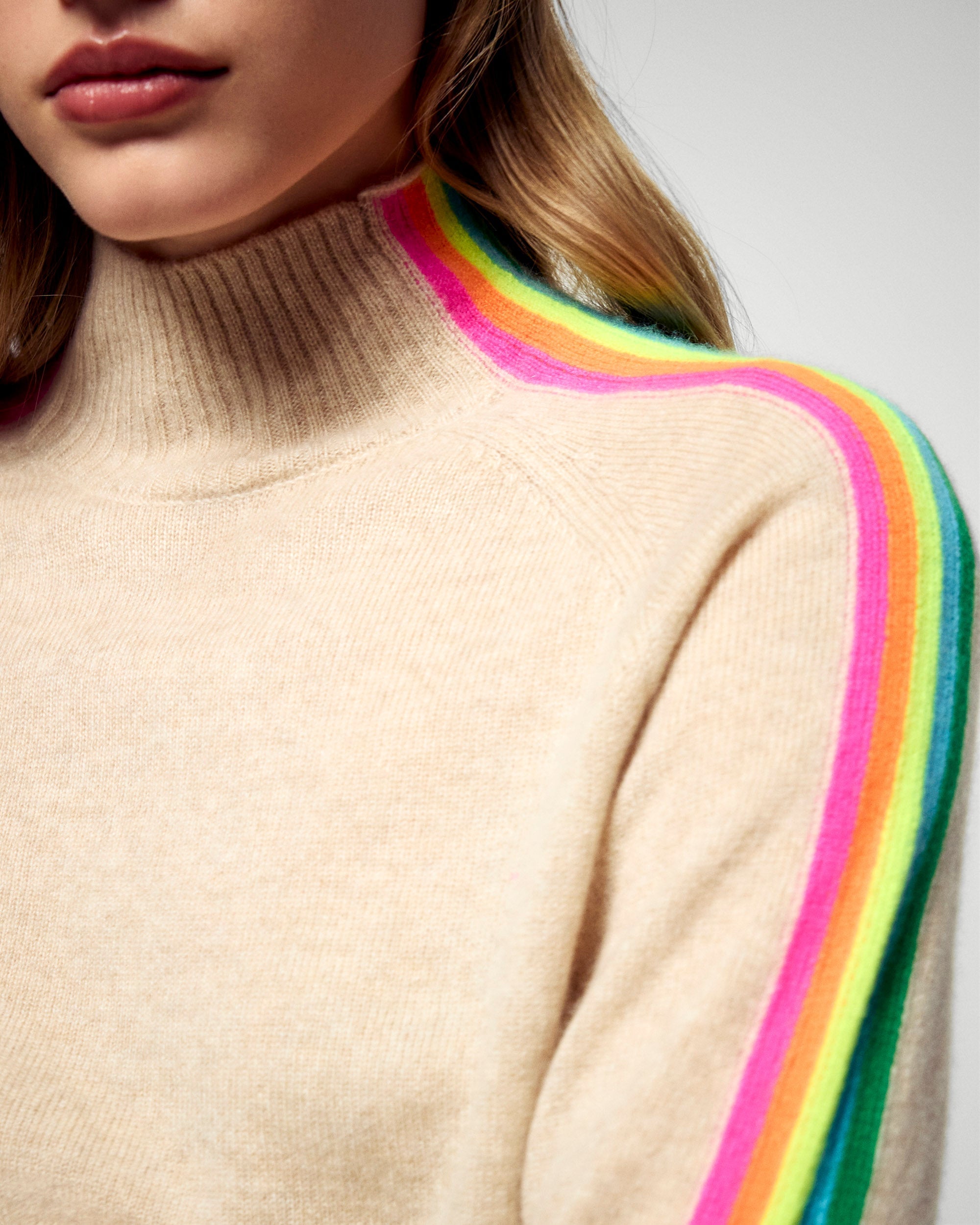 Mock Neck Sweater (H25 / FEMME / Heather Gray)