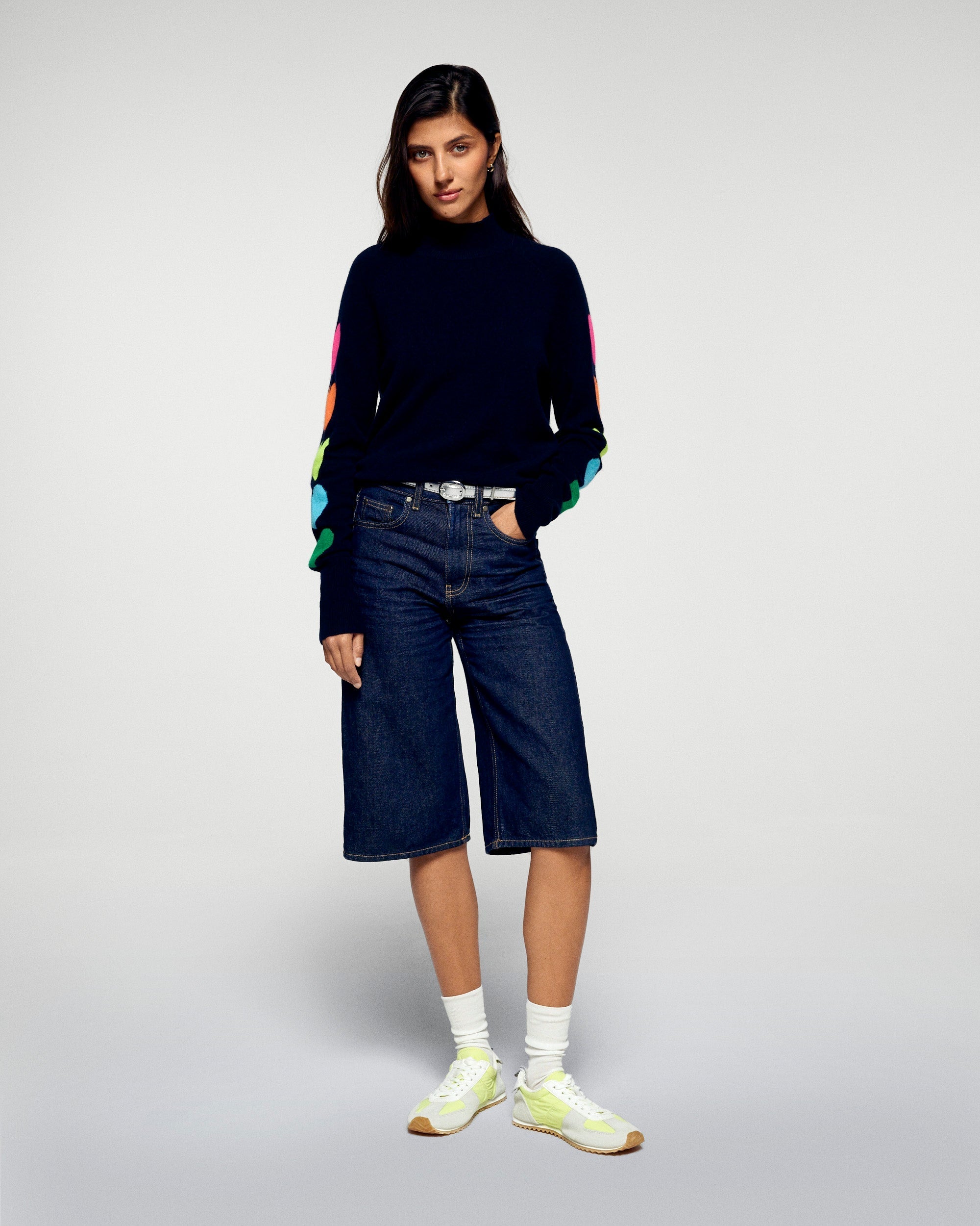 Mock Neck Sweater Multicolored Hearts (H25 / WOMEN / Navy)