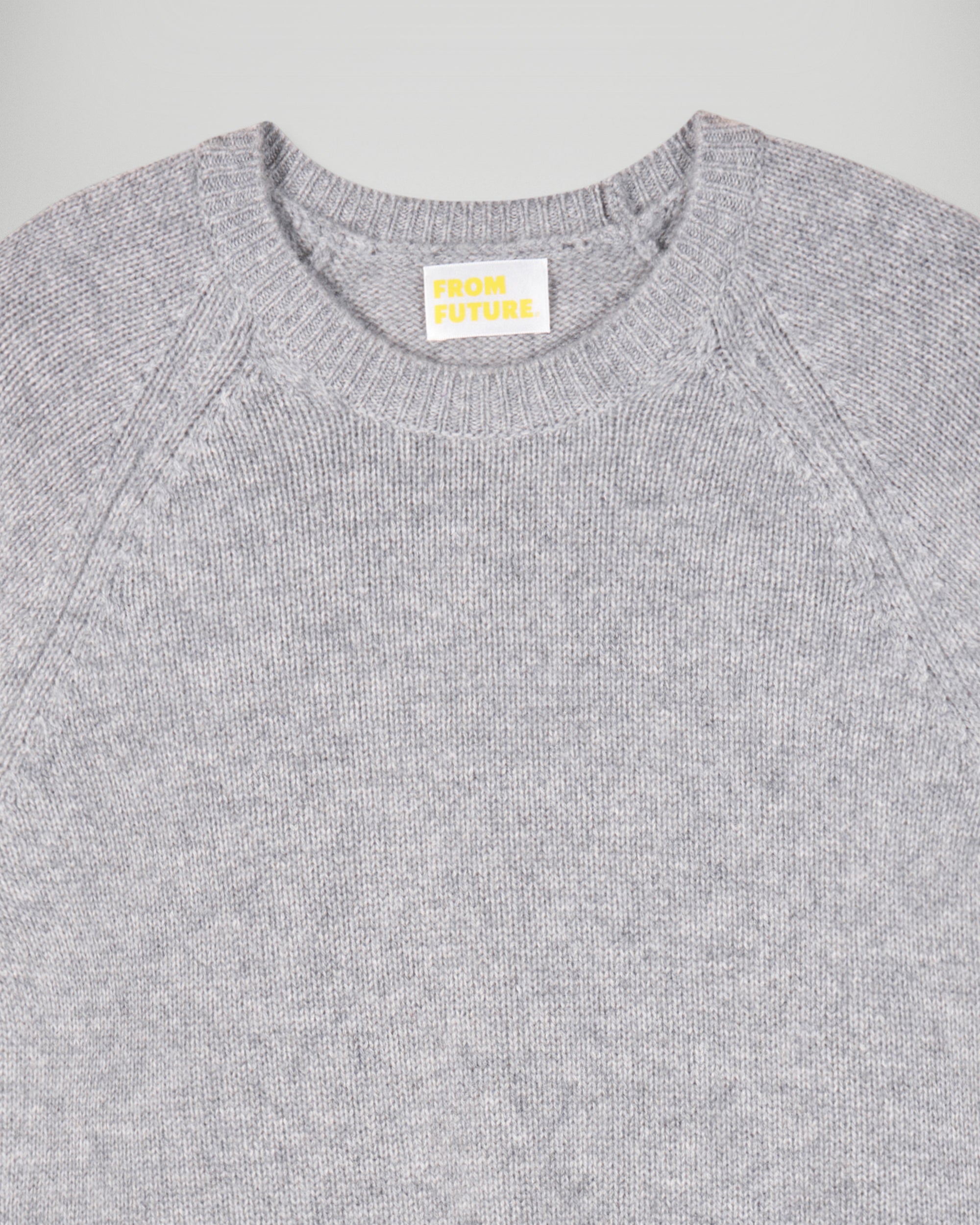 Crewneck Sweater (H25 / FEMME / Dark Heather Gray)
