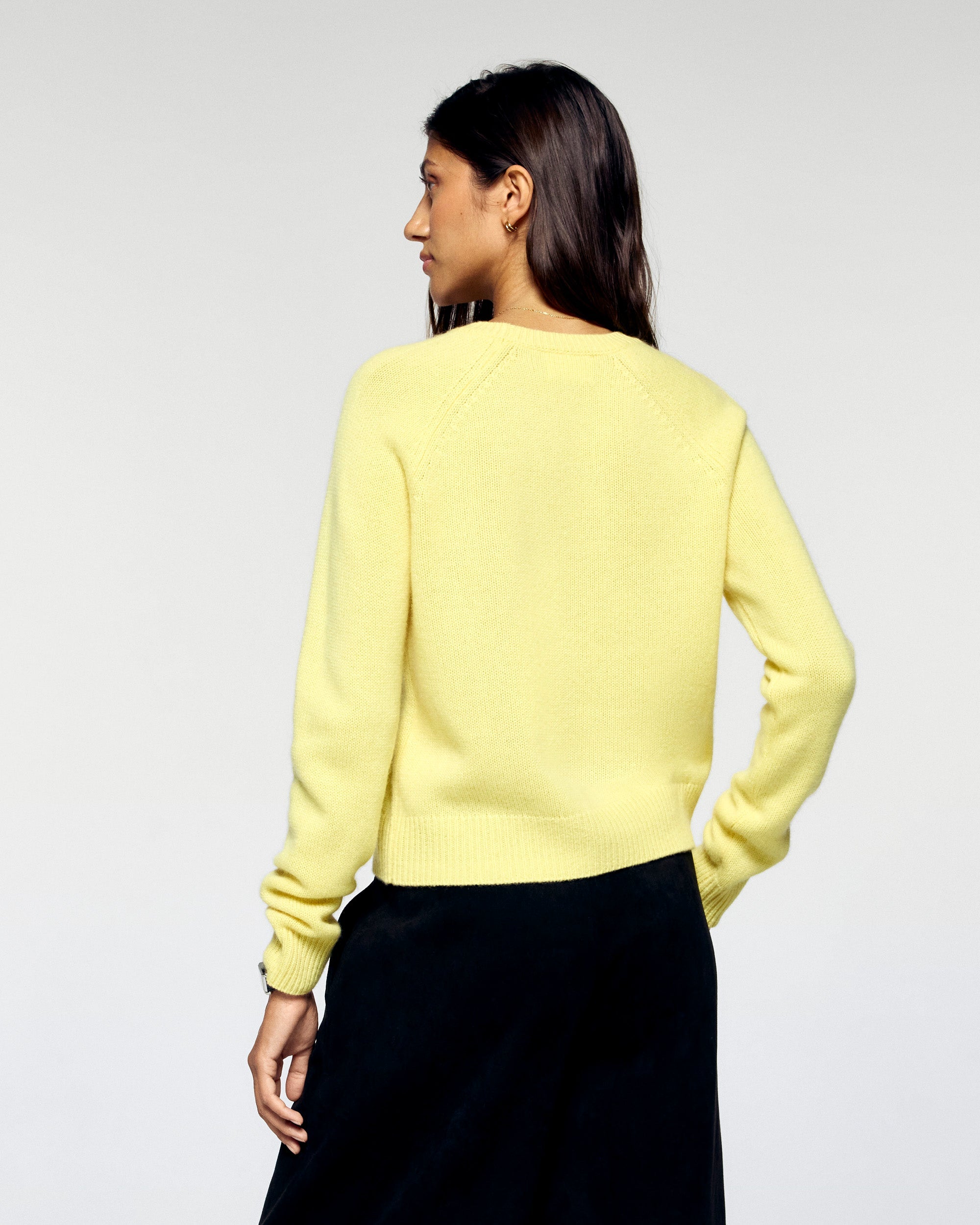 Crewneck Sweater (H25 / FEMME / Creamy Yellow)
