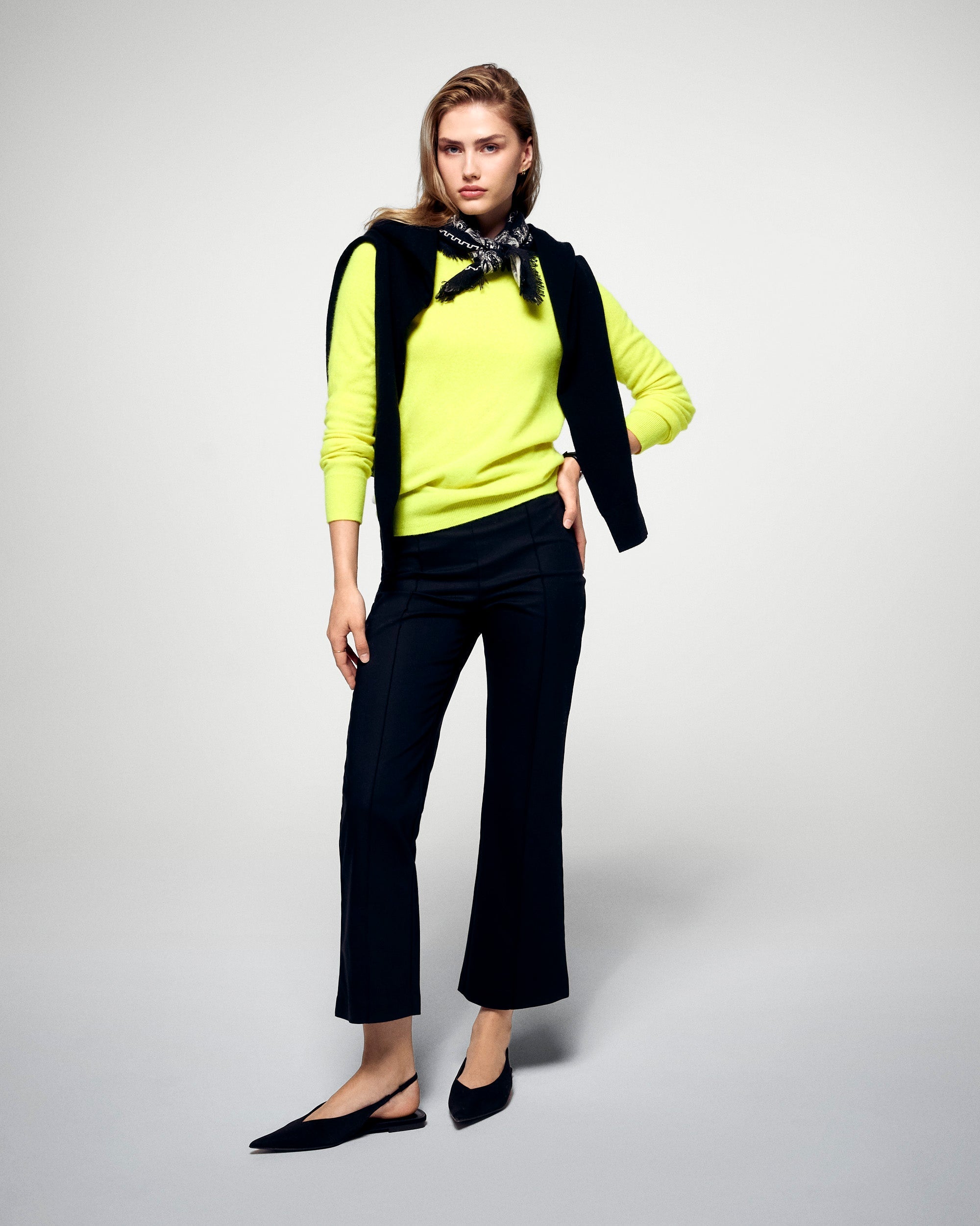 Crewneck Sweaters (H25 / FEMME / Neon Yellow)