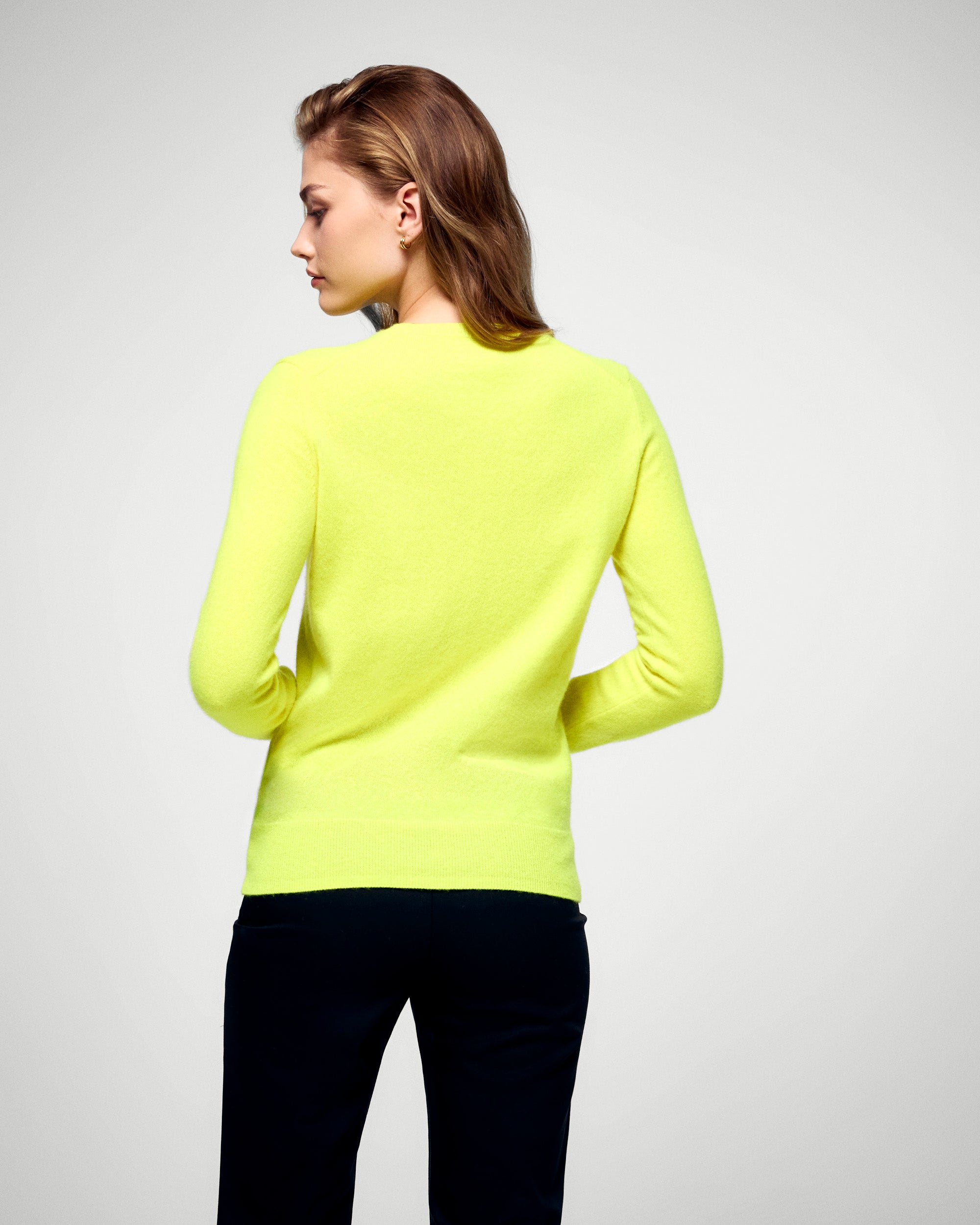 Crewneck Sweaters (H25 / FEMME / Neon Yellow)