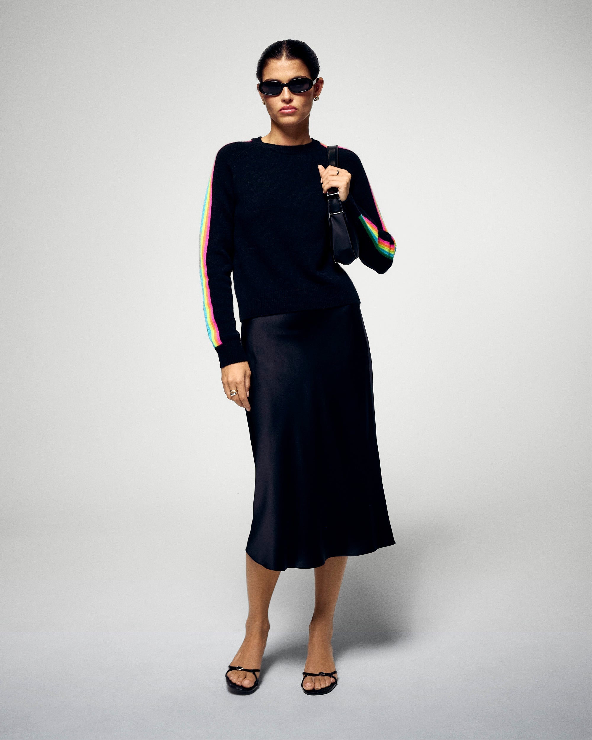 Crewneck Sweaters (H25 / FEMME / Black)