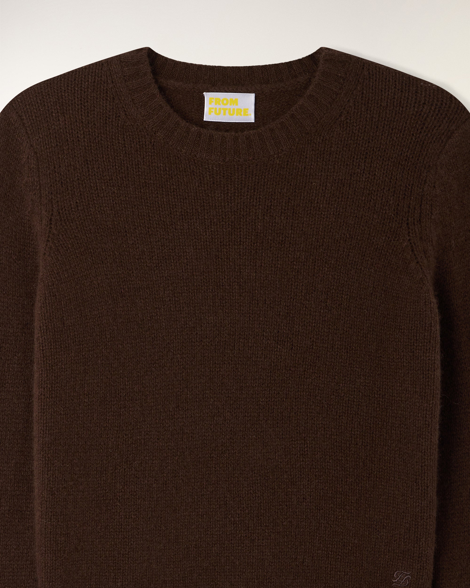 Cropped Crewneck Sweater (S26 / FEMME / Chocolat)