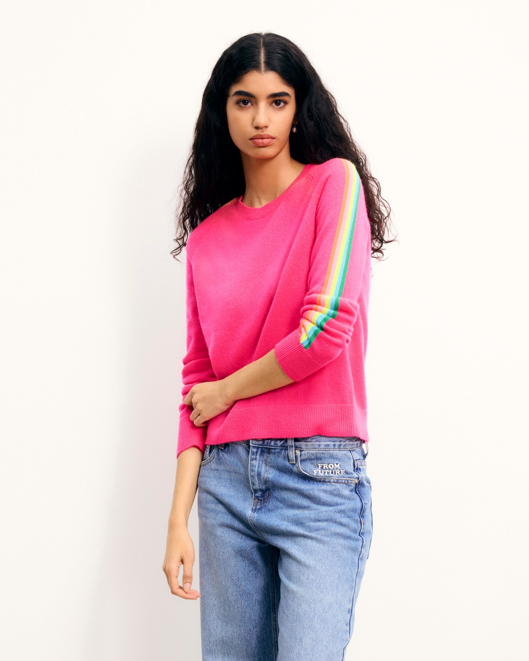 Crewneck Sweater with Multicolored Stripes on the Sleeves (S25 / WOMEN / Paradise Pink)
