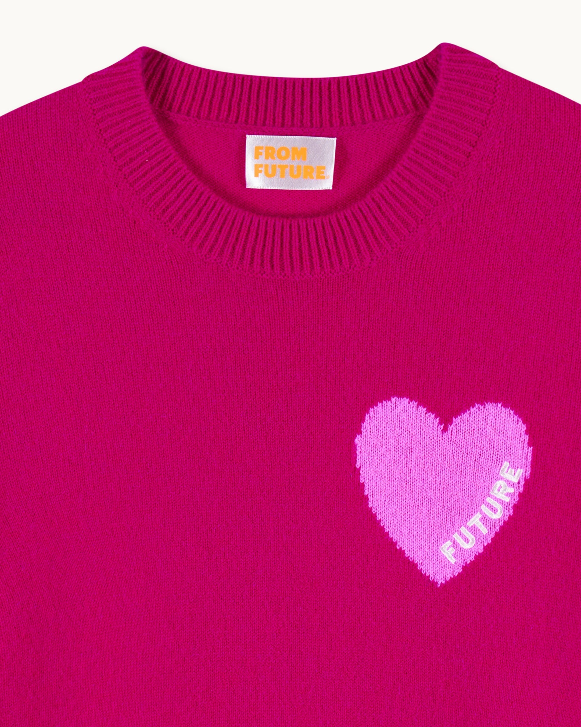 Crewneck Sweater with Future Heart Embroidery (S25 / WOMEN / Tropical Raspbe)