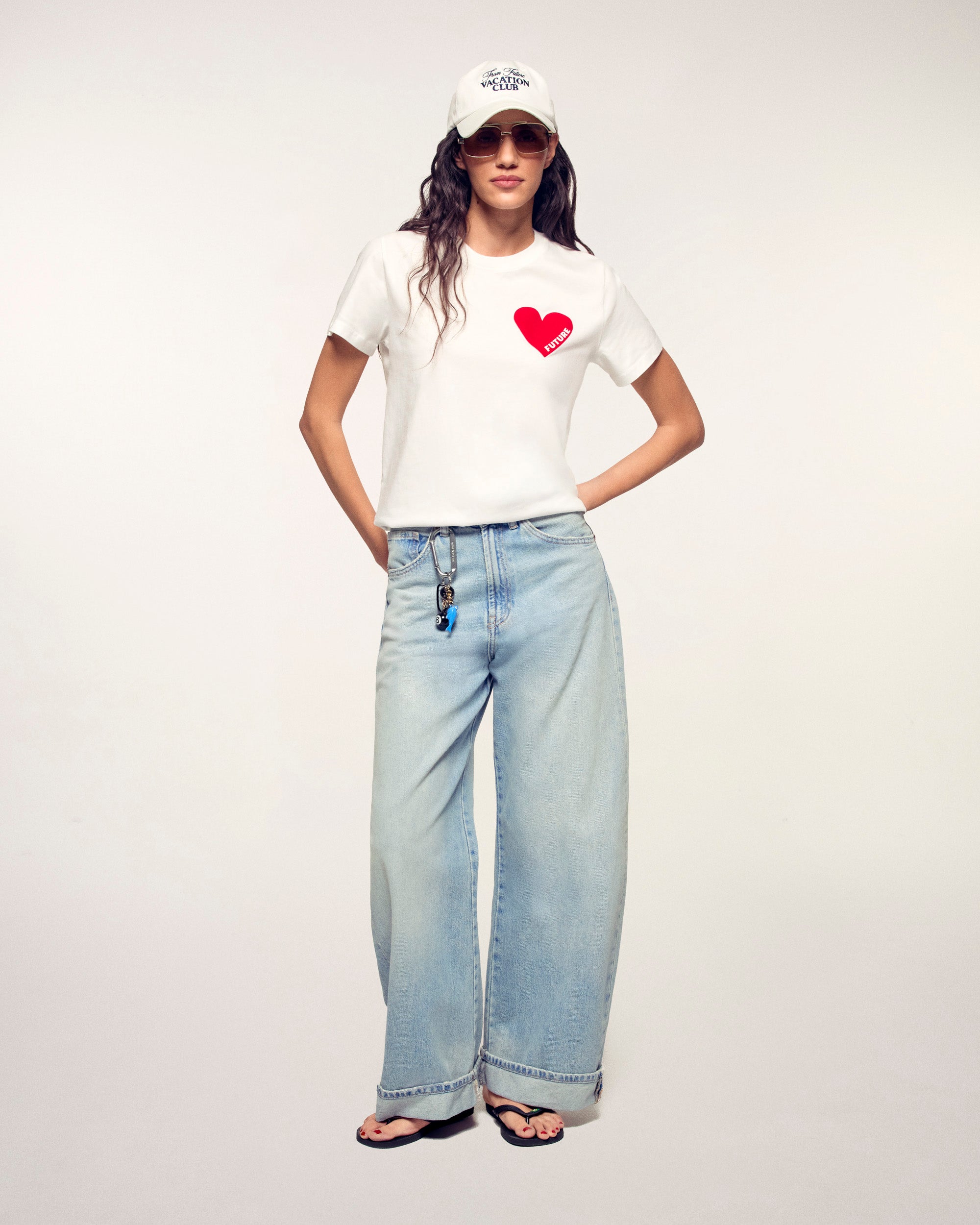Crewneck Short Sleeve Heart T-shirt (S25 / WOMEN / White)