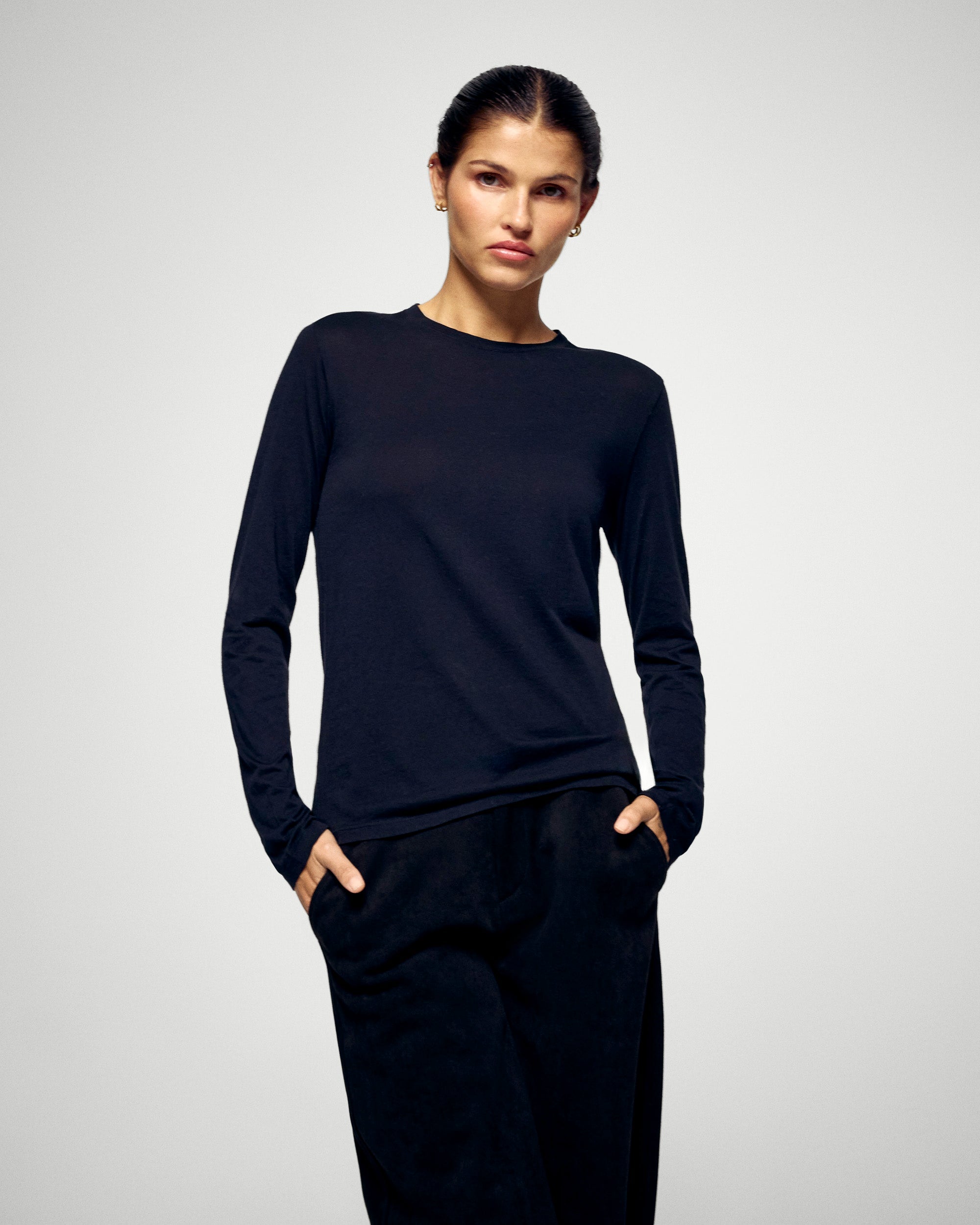 Long Sleeve Crew Neck T-shirt (H25 / FEMME / Black)